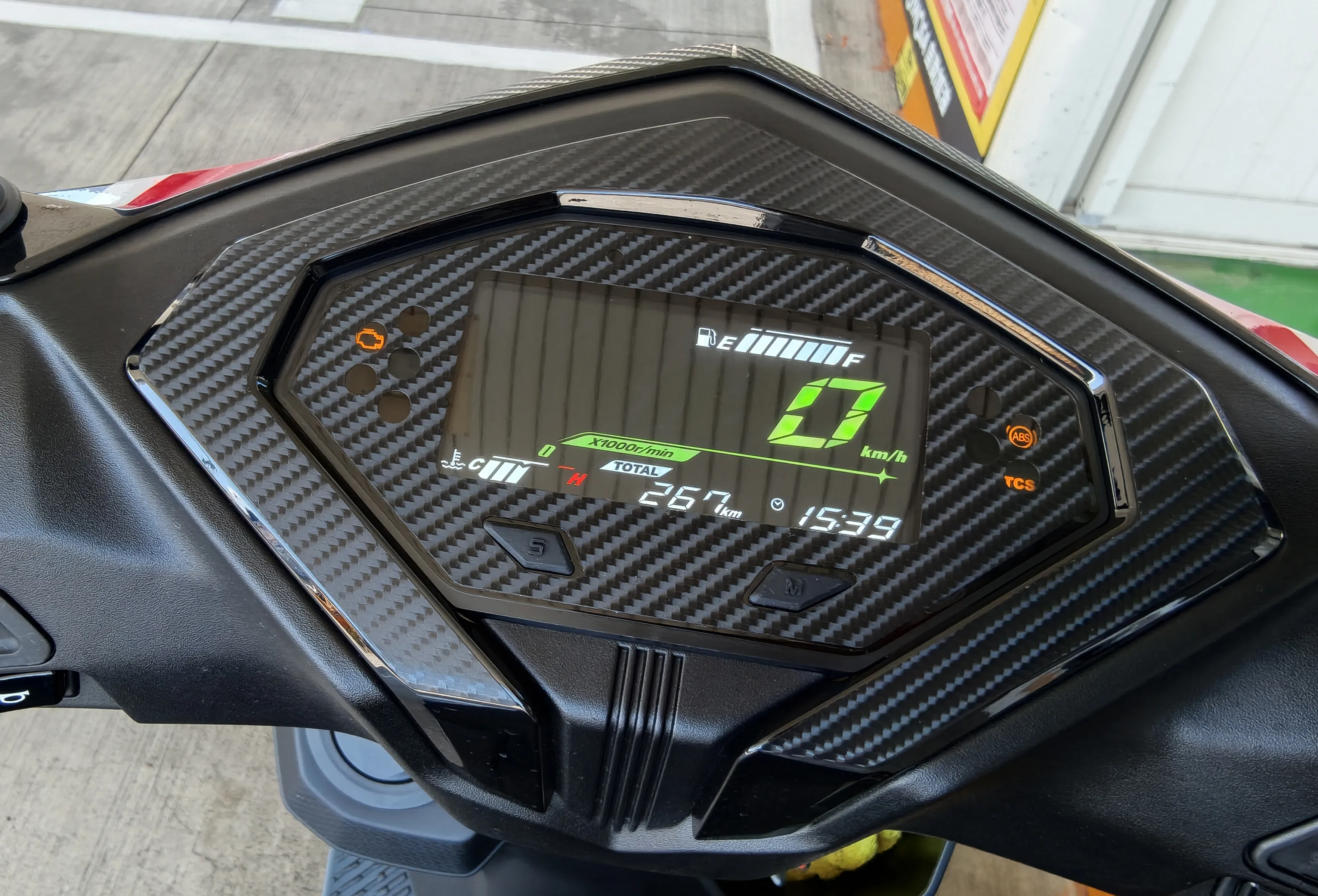 【新車心得】SYM 二代 JET SL+ 新車開箱＋一日雙北訓車油耗實測分享9073|小老婆汽機車資訊網
