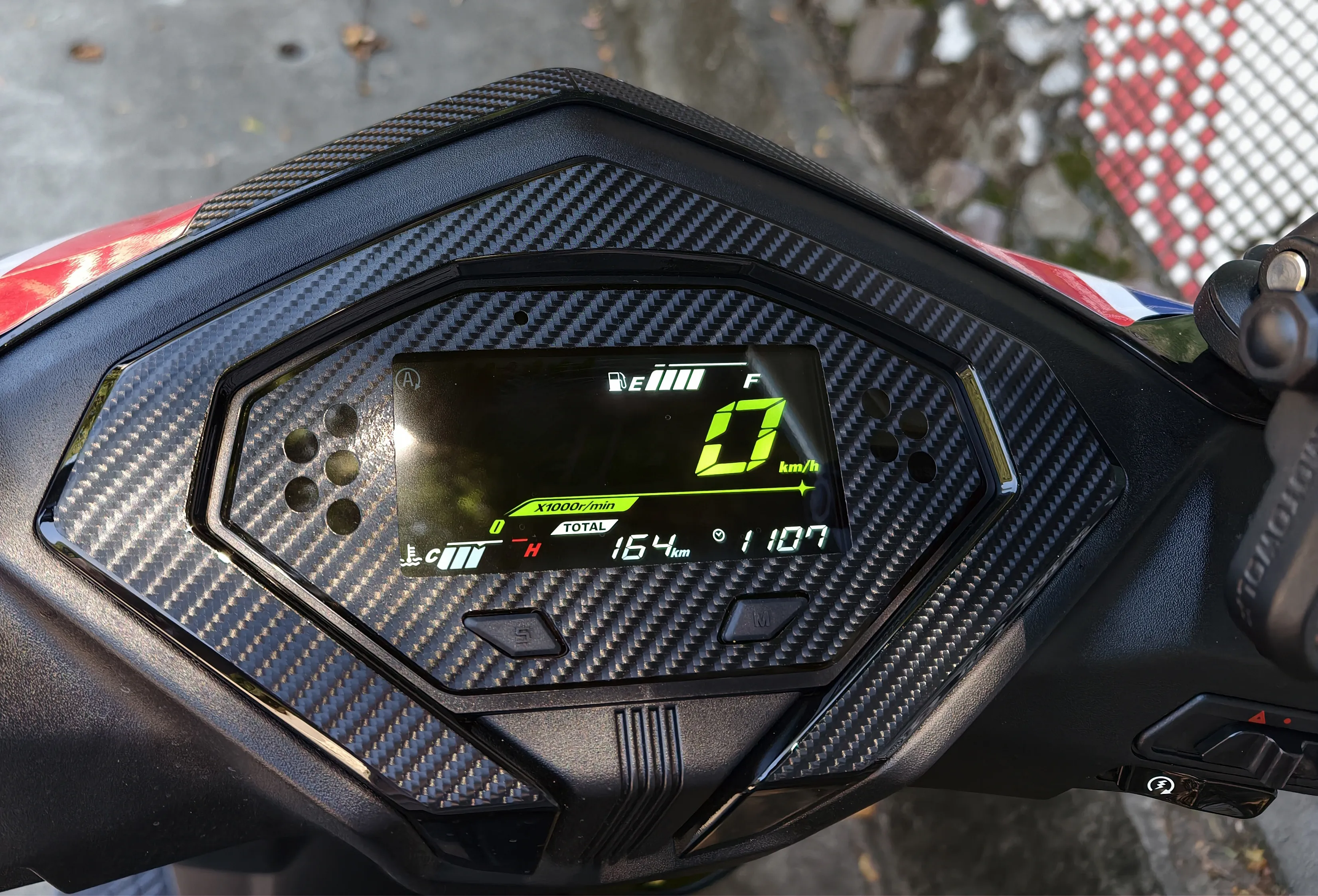 【新車心得】SYM 二代 JET SL+ 新車開箱＋一日雙北訓車油耗實測分享608|小老婆汽機車資訊網