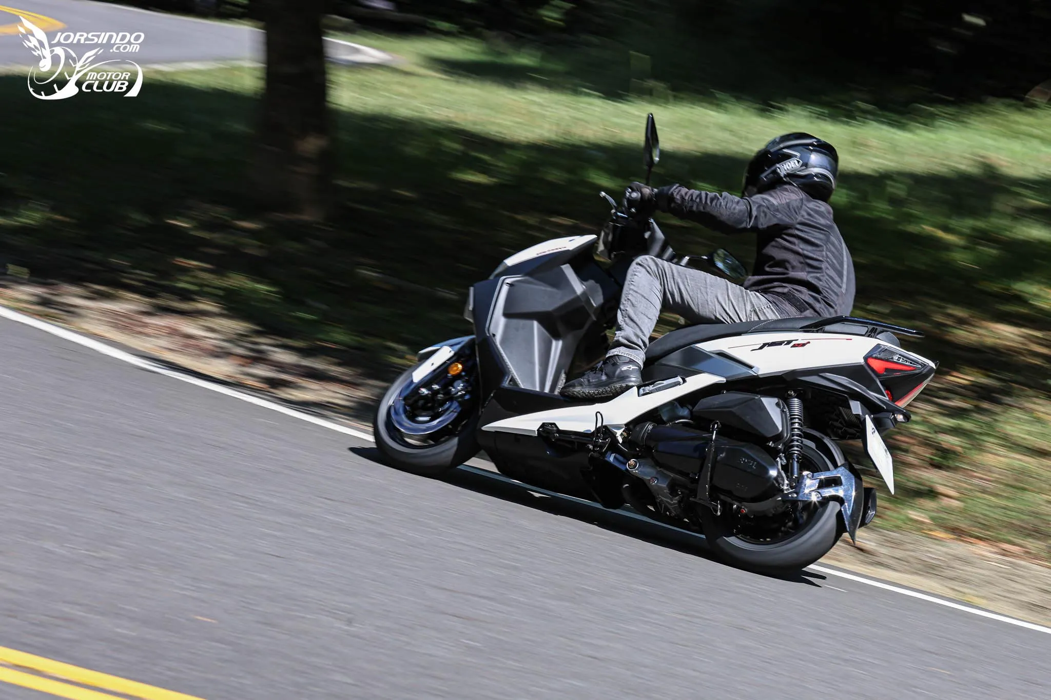 量產車完全體！SYM 二代 JET SL+ 158 深度測試3180|小老婆汽機車資訊網