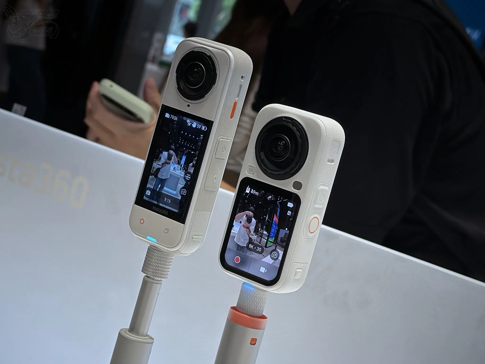 短小更好拍！Insta360 X6大改款預覽：新增引擎專用麥克風，即日開賣8370|Insta360 X6,Insta360,全景相機,全景運動相機小老婆汽機車資訊網
