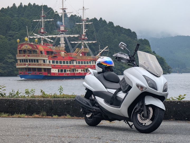 封面"日本摩托車