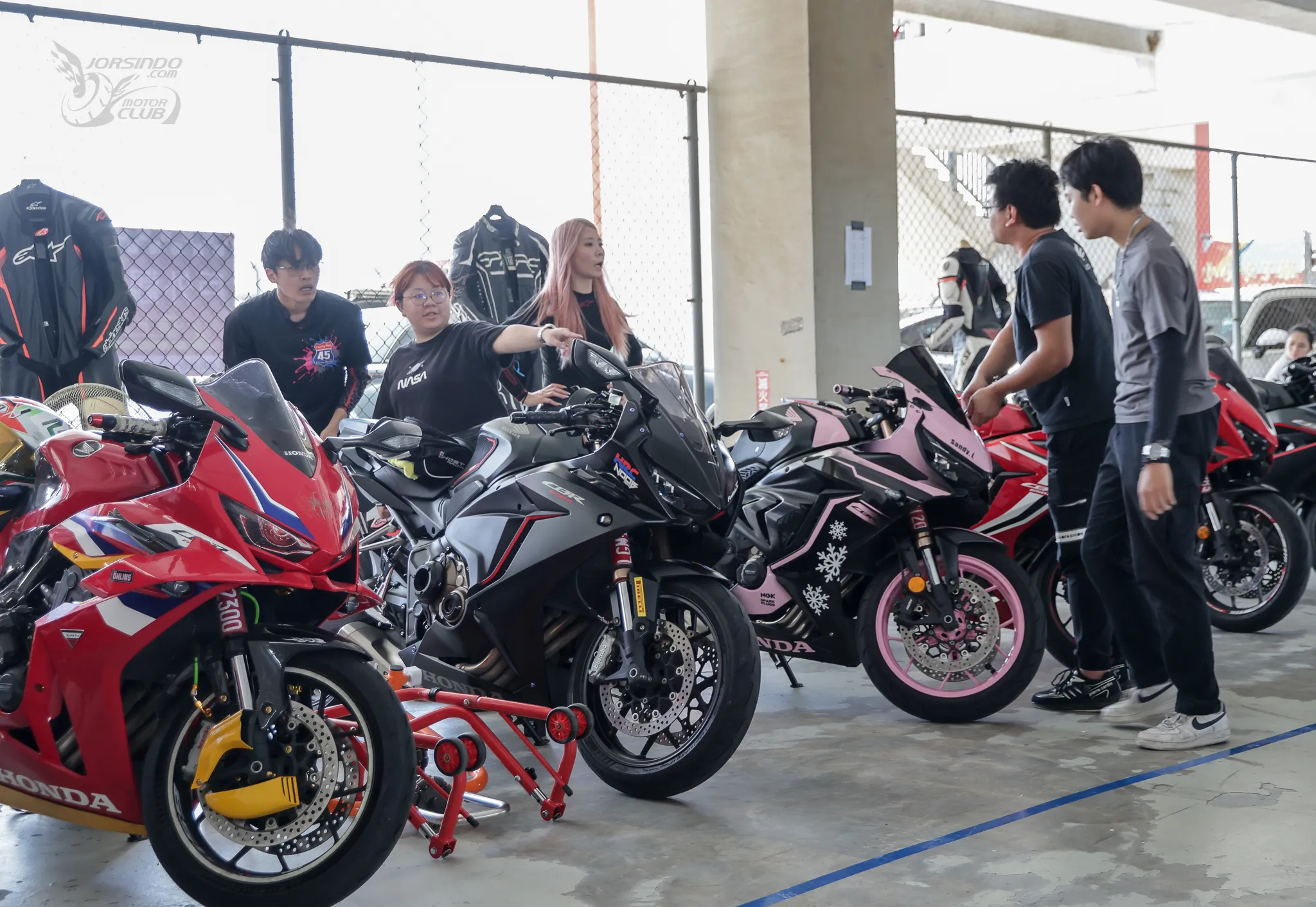 Honda CBR500R E-Clutch 賽道實戰！黑科技賽道一樣好用嗎？427|小老婆汽機車資訊網