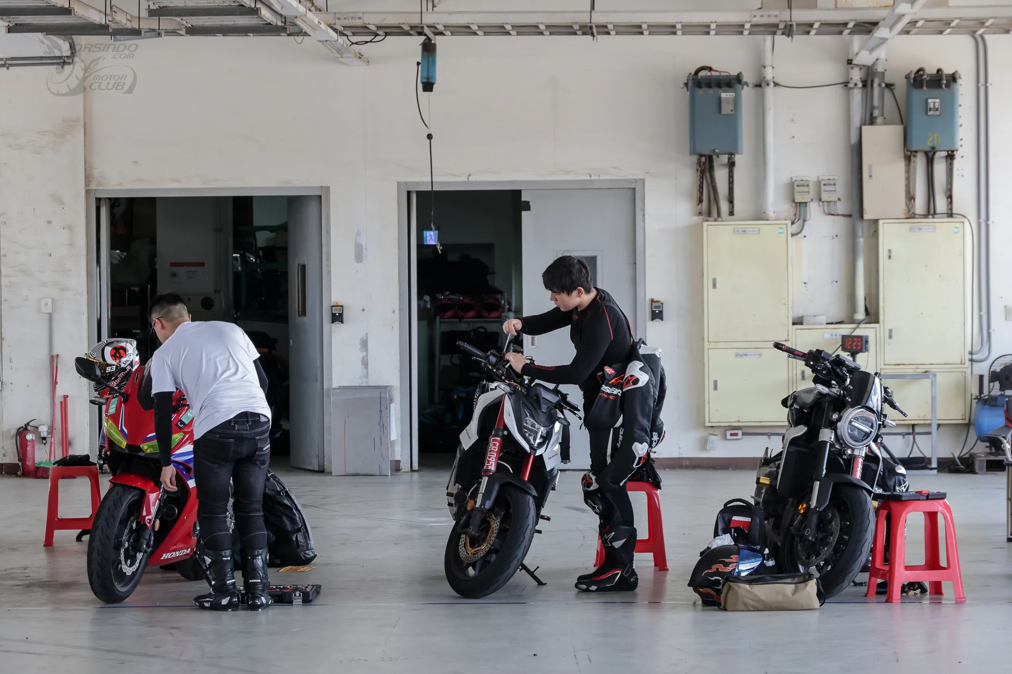 Honda CBR500R E-Clutch 賽道實戰！黑科技賽道一樣好用嗎？4484|小老婆汽機車資訊網
