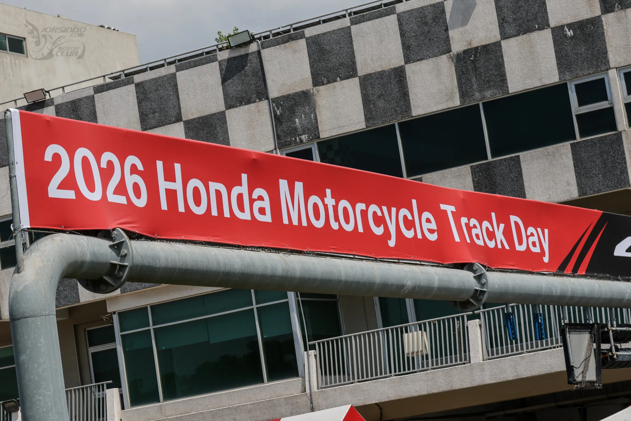 Honda CBR500R E-Clutch 賽道實戰！黑科技賽道一樣好用嗎？9264|小老婆汽機車資訊網