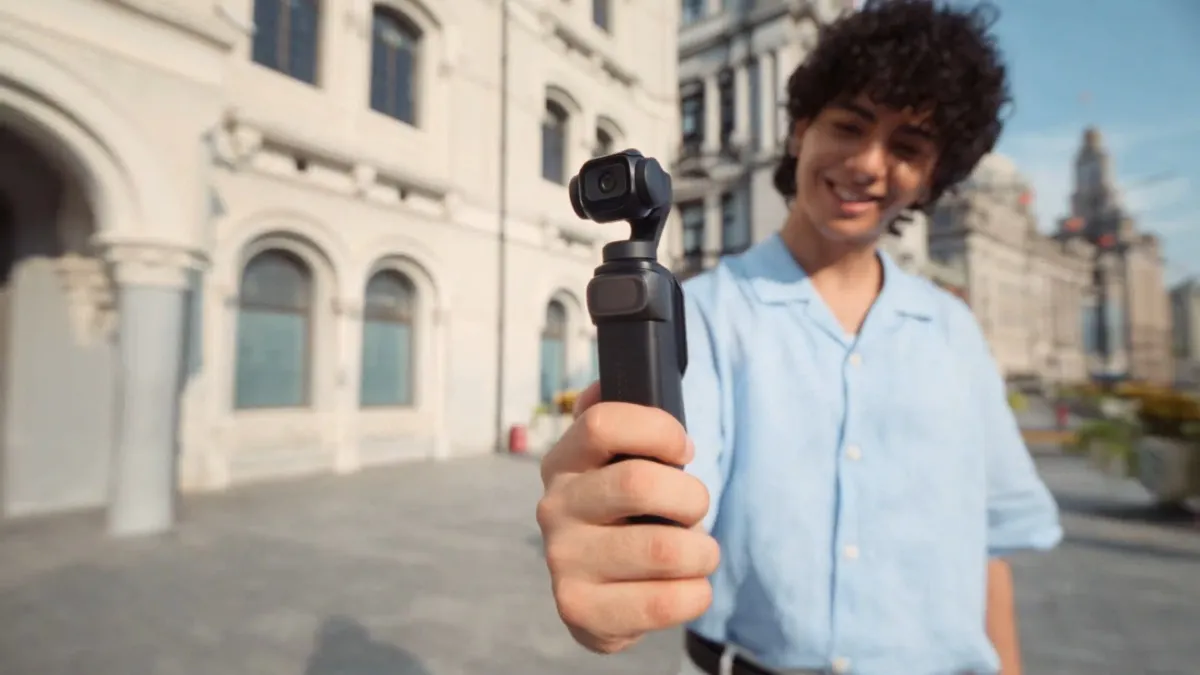 約1.6萬起 Insta360 Luna Pro 正式發表：搭載快拆螢幕的 1 吋 8K 雲台相機7786|小老婆汽機車資訊網