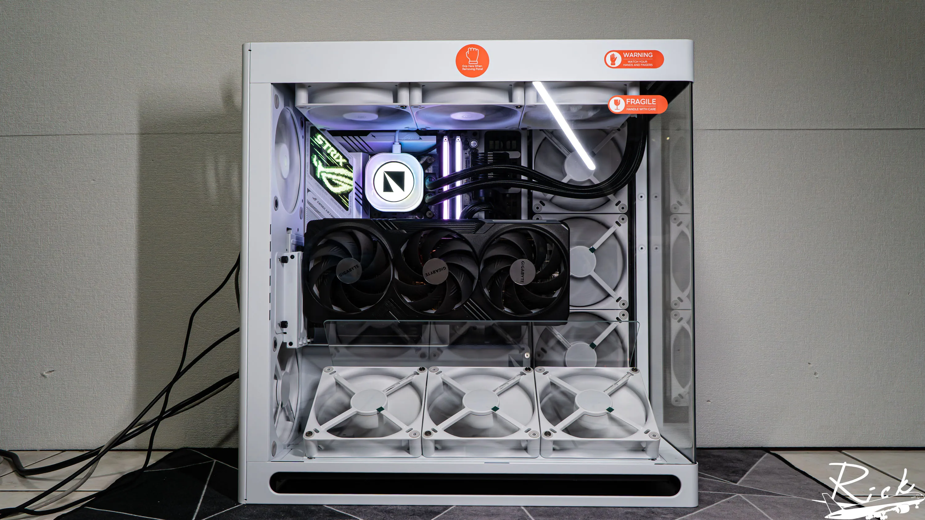 【開箱】極致曲率全景海景殼 | HAVN HS 420 VGPU WHITE9715|小老婆汽機車資訊網