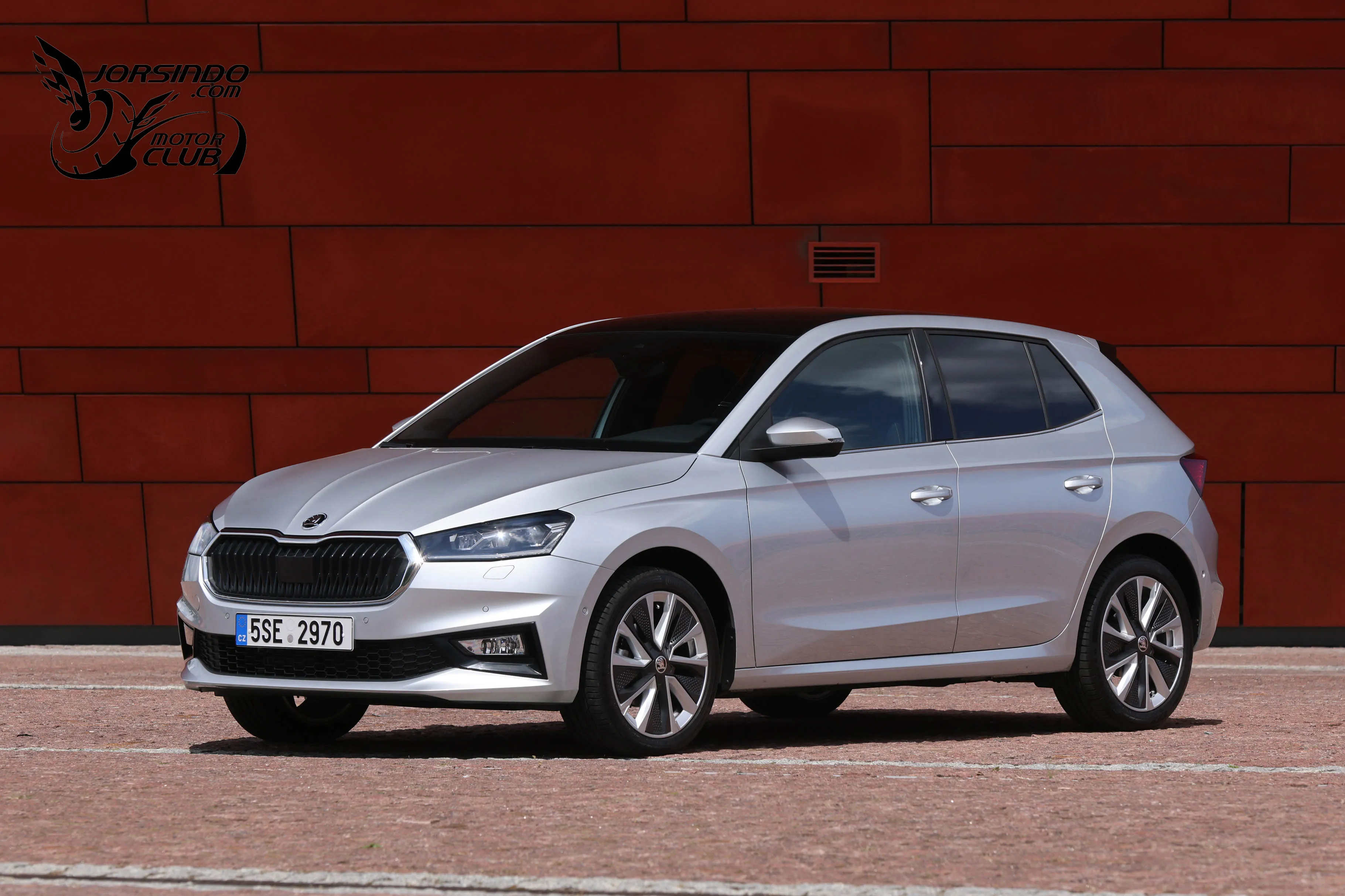 Skoda新年式到港，增Qi2磁吸無線充電、駕駛疲勞警示不加價！