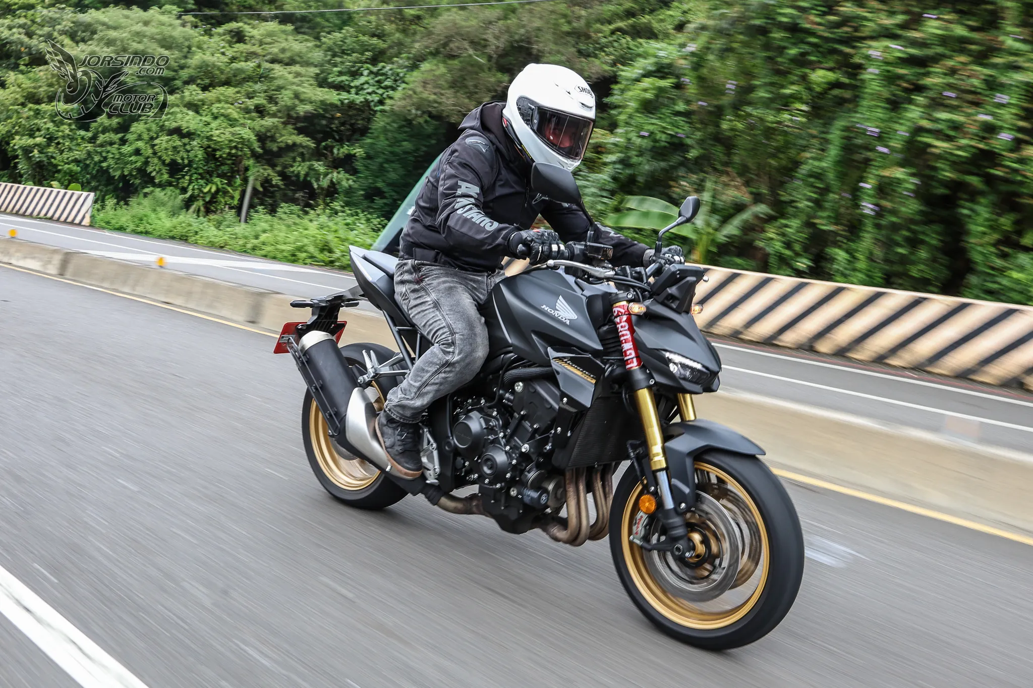法龜又發威？HONDA CB1000 Hornet SP 深度試駕：被封印的小蜜蜂能買嗎？822|小老婆汽機車資訊網