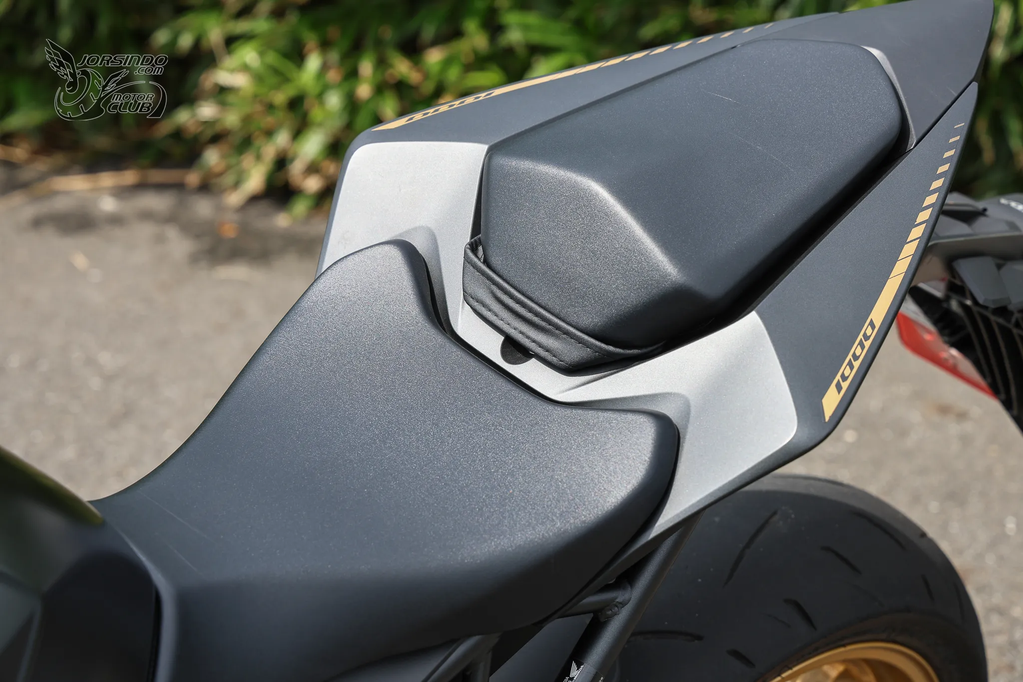 法龜又發威？HONDA CB1000 Hornet SP 深度試駕：被封印的小蜜蜂能買嗎？8725|小老婆汽機車資訊網