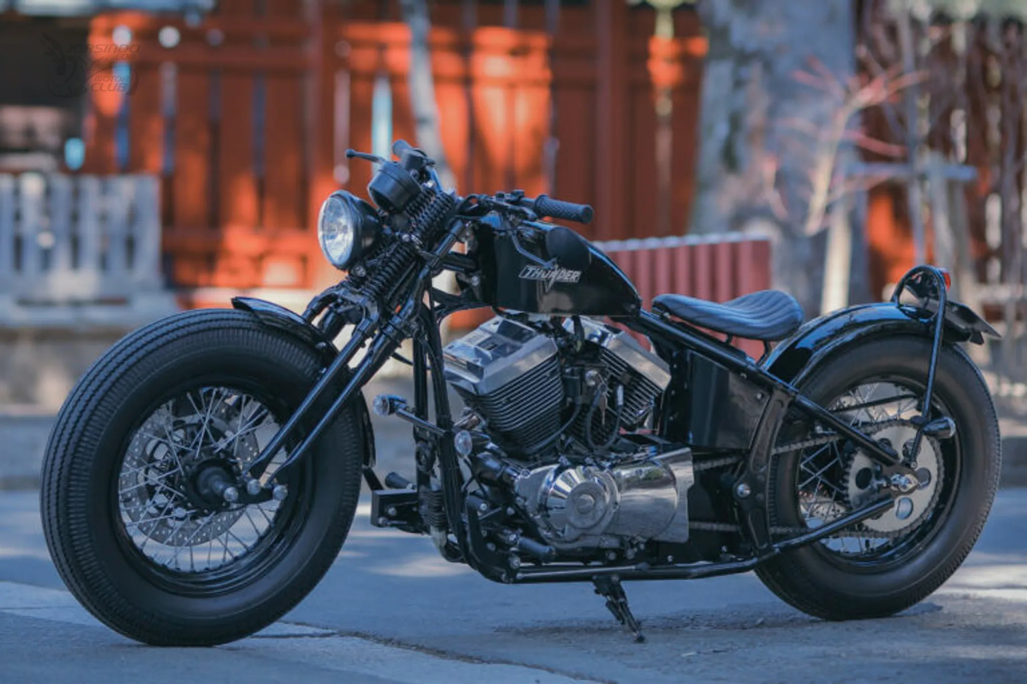 出廠即是手工車！THUNDER MOTORCYCLES 發表 FTS250 沙地滑胎風街車2627|小老婆汽機車資訊網