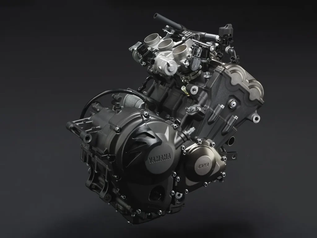 YAMAHA 預告在米蘭車展推出全新 3 汽缸車款！