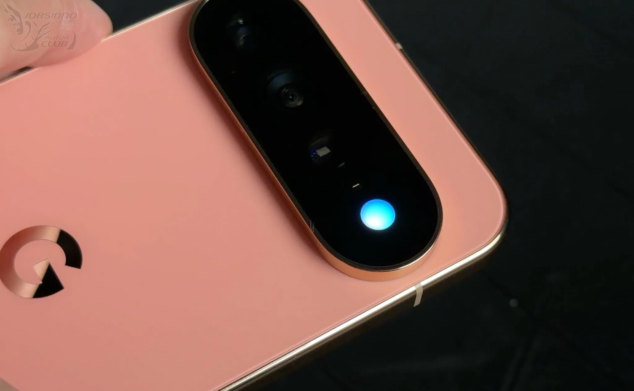 Google Pixel 11 Pro XL 開箱體驗 EP1：那顆靈動的 HiLight 大眼睛7736|Pixel 11,Pixel 11 Pro XL,Google,Google Pixel,評測,開箱小老婆汽機車資訊網