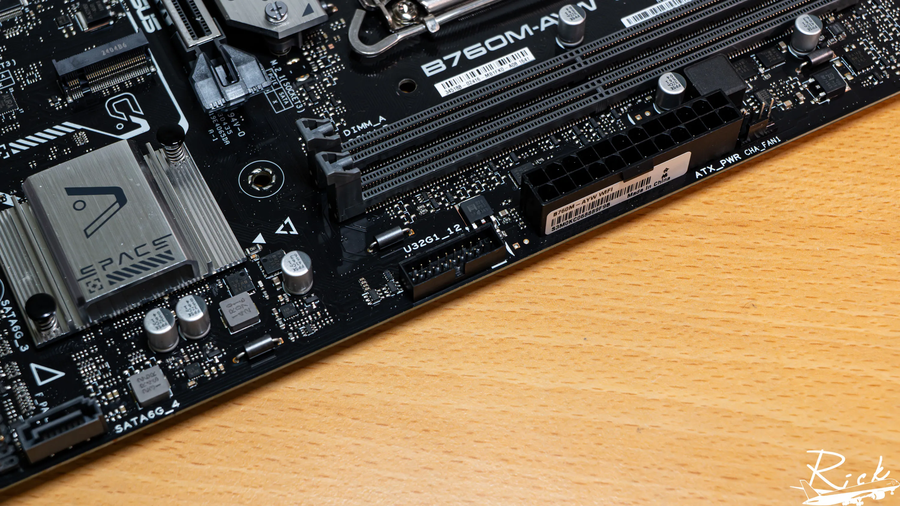 【開箱】入門MATX白色主板 | ASUS B760M-AYW WIFI3359|小老婆汽機車資訊網