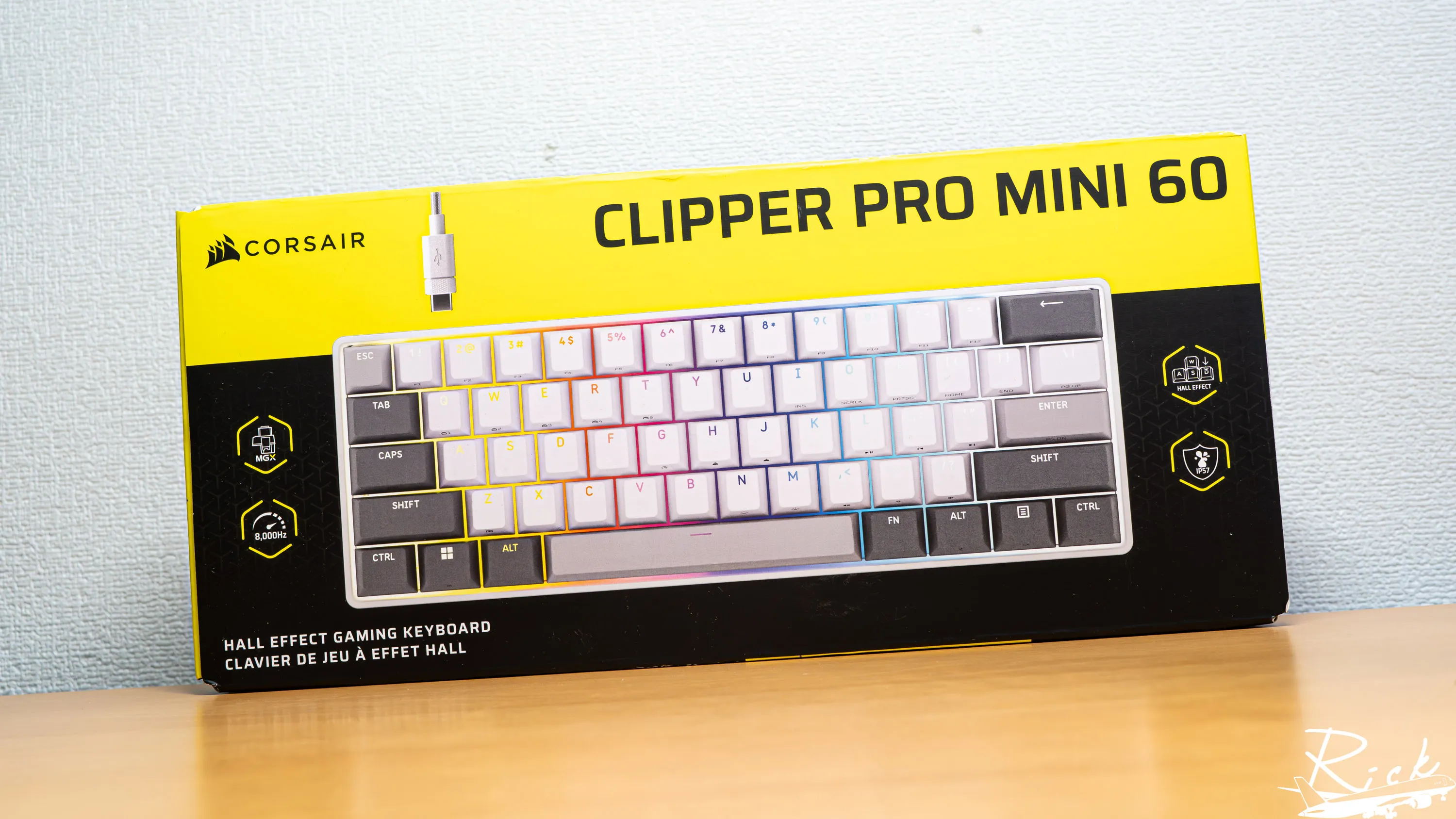 【開箱】平價防水磁軸鍵盤 | CORSAIR破浪者CLIPPER PRO MINI 607396|小老婆汽機車資訊網