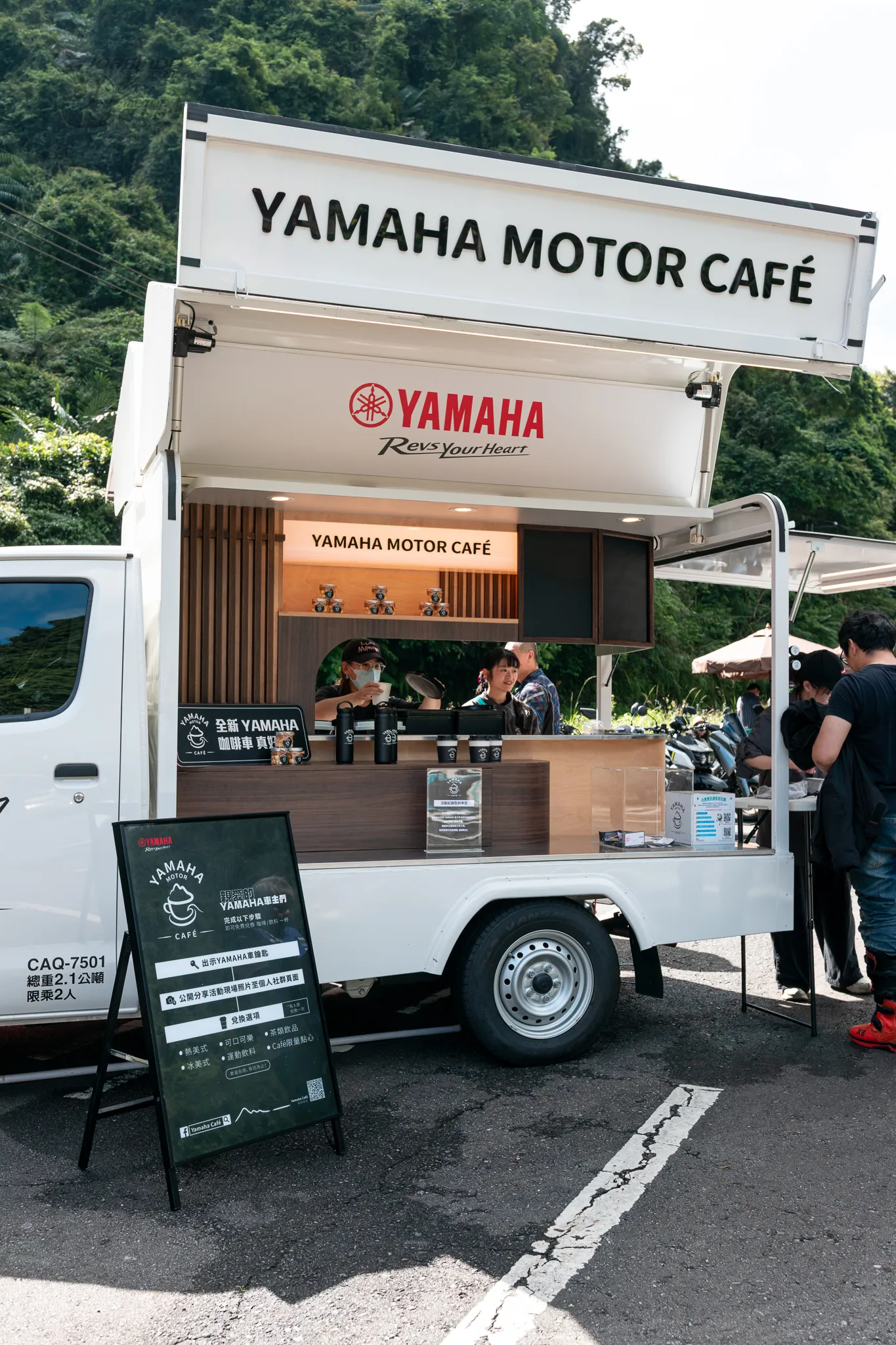 YAMAHA CAFE 13 週年！XSR155 原廠精品 Cafe Racer 改裝車現身7819|小老婆汽機車資訊網
