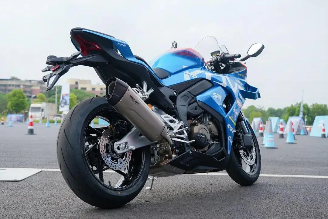[大陆车讯] 33,977元！凯越 650RR 高性能仿赛上市，全方位解读整车...1361|小老婆汽機車資訊網