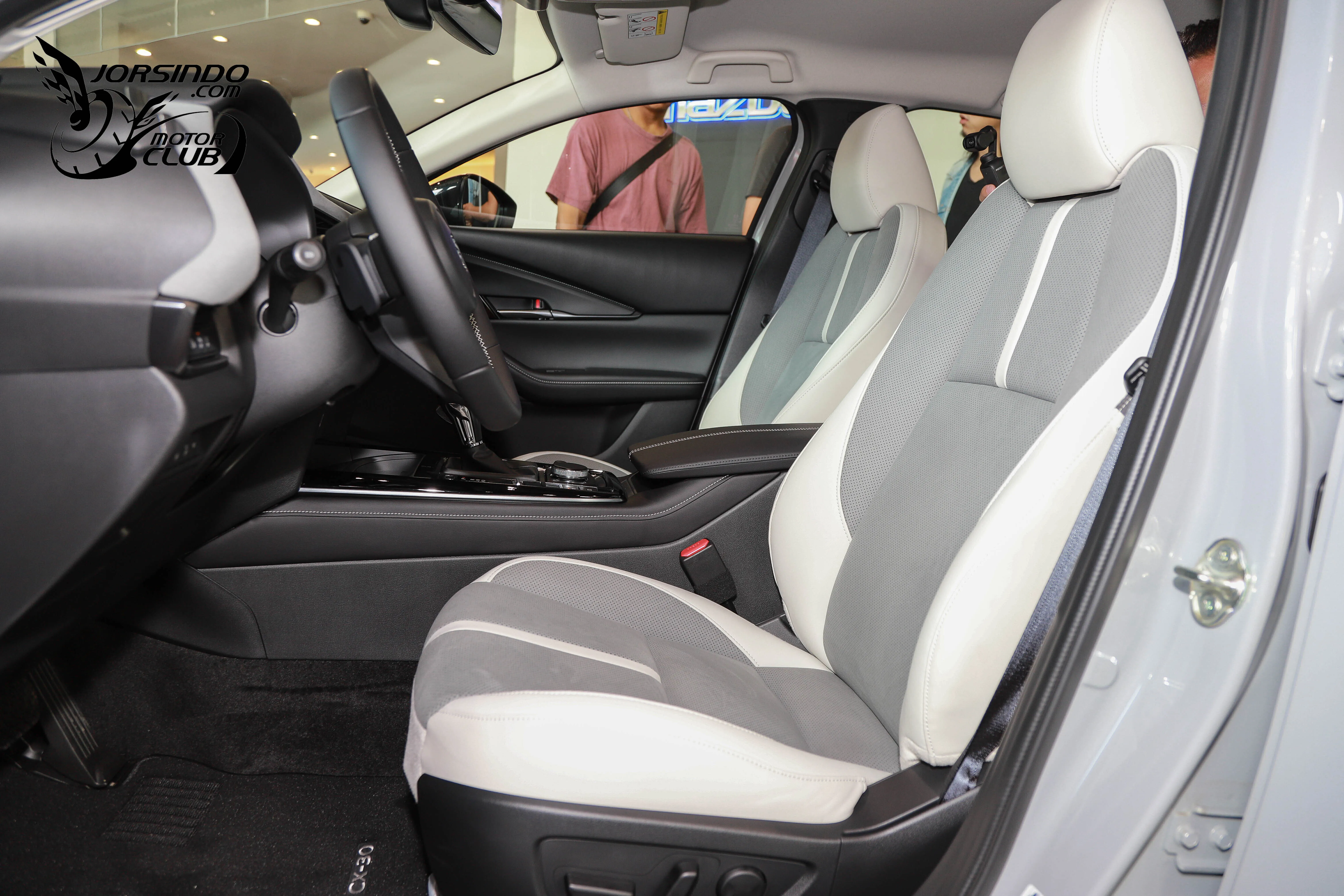 Mazda CX-30新年式登場，88.8萬起，新增頂規Air Edition！6291|小老婆汽機車資訊網