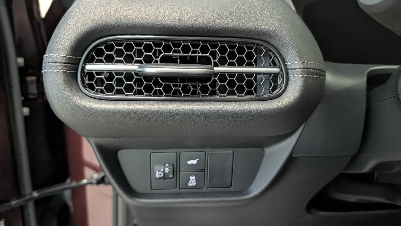 Honda ZR-V全台首發，正式價格119.9萬，9/19開回家16|小老婆汽機車資訊網