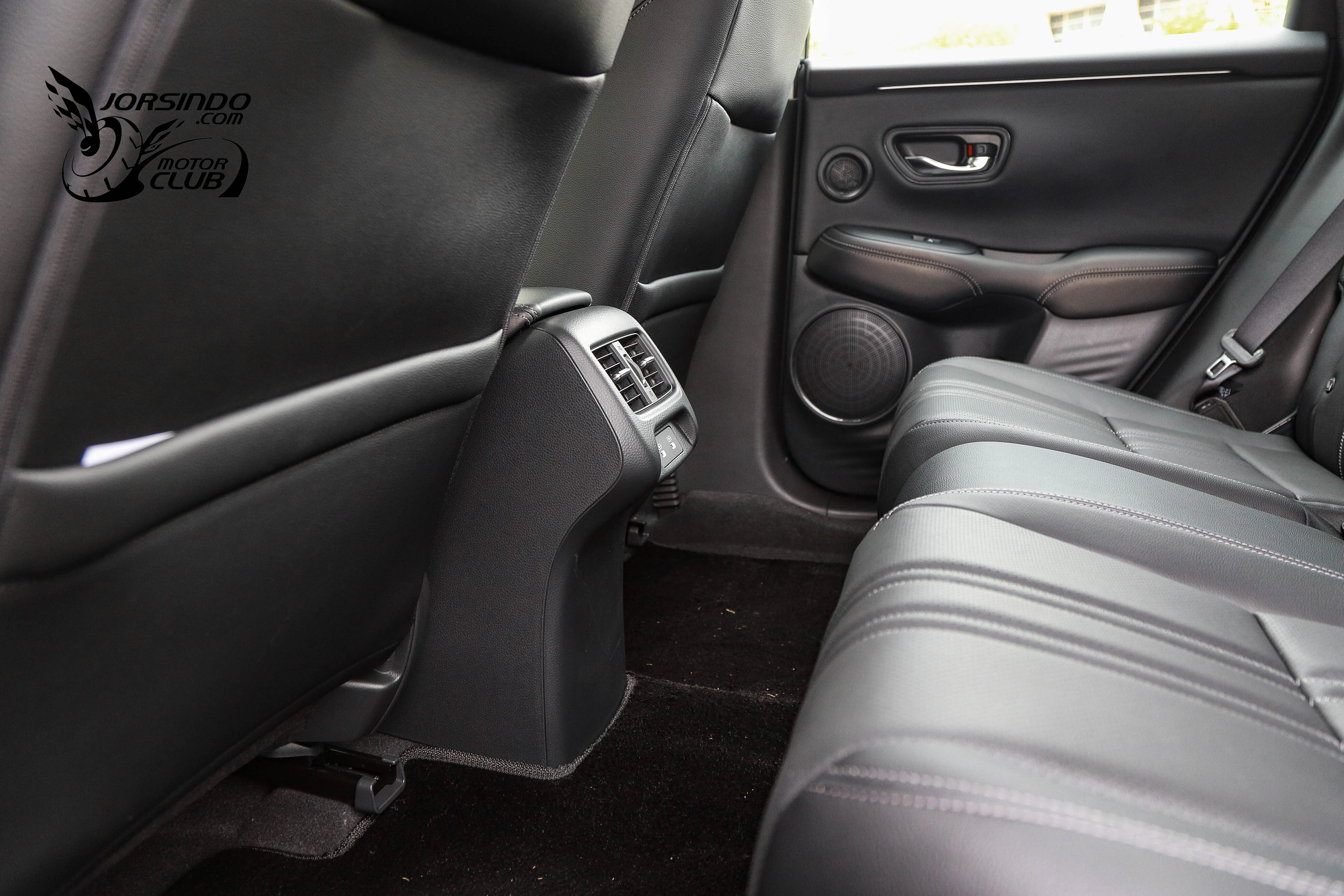 操控俐落好開，跨界喜美無誤！Honda ZR-V e:HEV試駕報告7995|小老婆汽機車資訊網