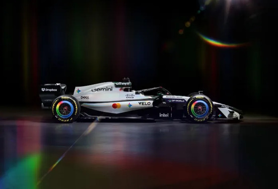 封面"McLaren