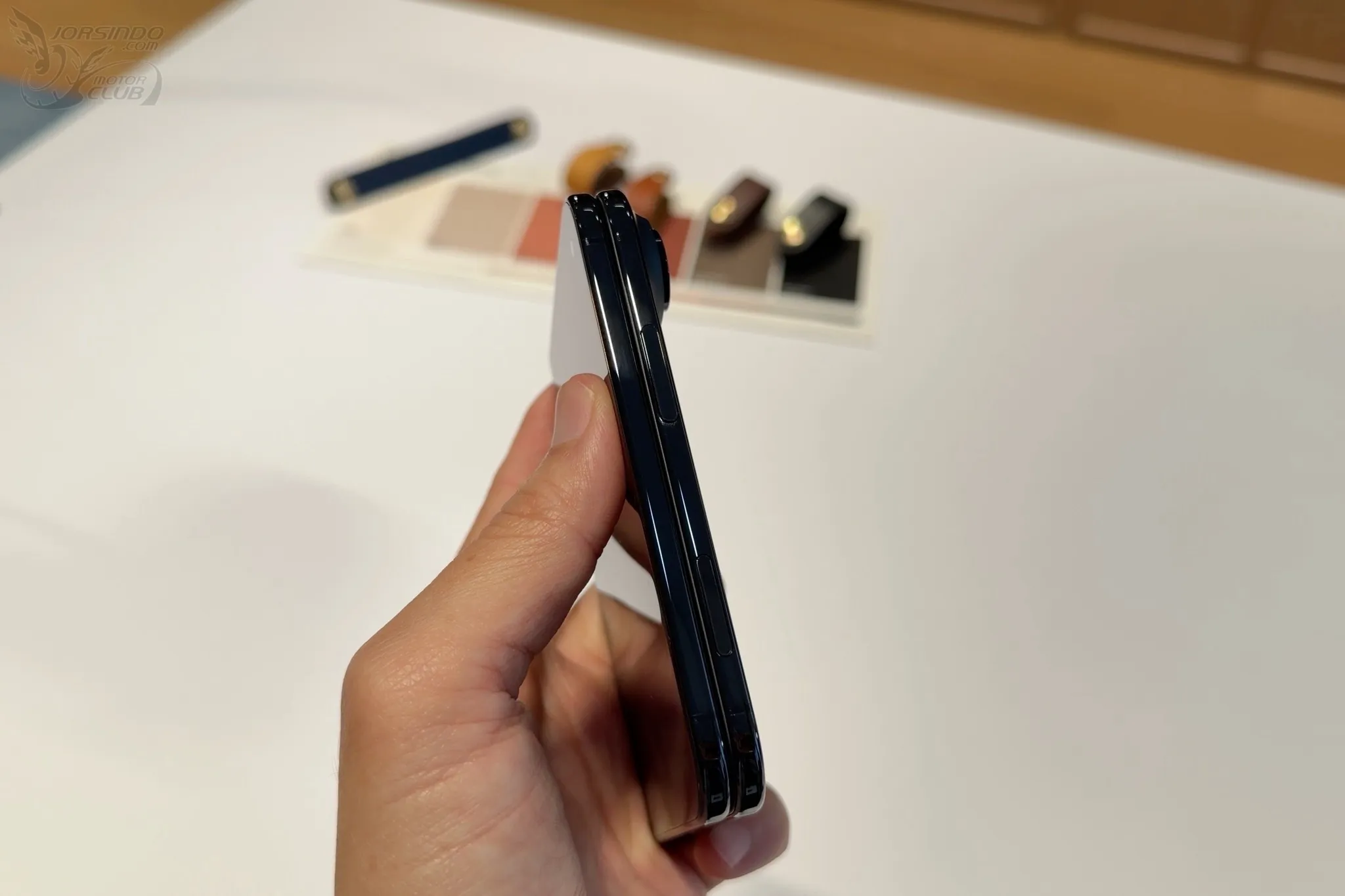 iPhone Duo 快速實測：雙螢幕介面、4K 120fps 錄影效果好嗎？7921|iPhone,iPhone Duo,摺疊機,iPhone Fold,Apple小老婆汽機車資訊網