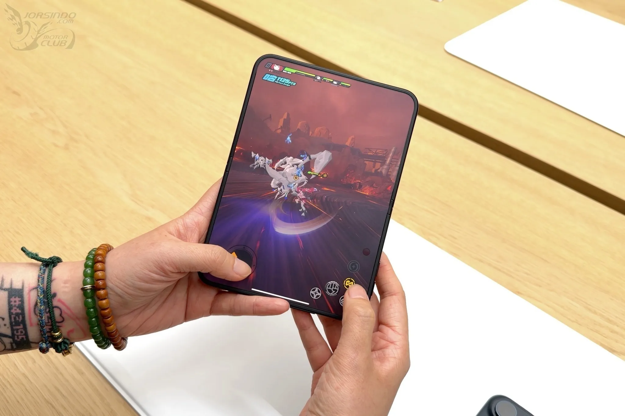 iPhone Duo 快速實測：雙螢幕介面、4K 120fps 錄影效果好嗎？4609|iPhone,iPhone Duo,摺疊機,iPhone Fold,Apple小老婆汽機車資訊網