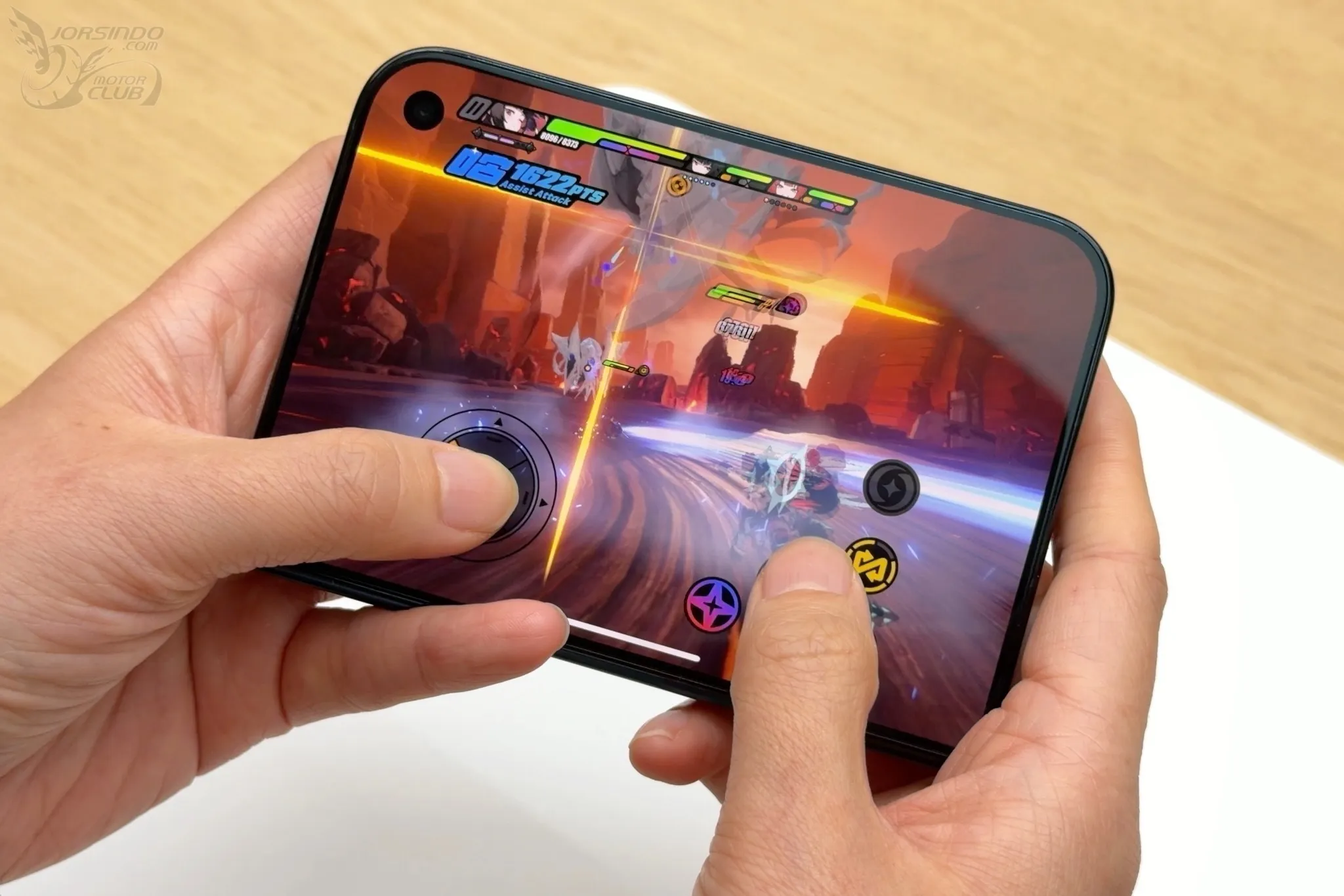 iPhone Duo 快速實測：雙螢幕介面、4K 120fps 錄影效果好嗎？