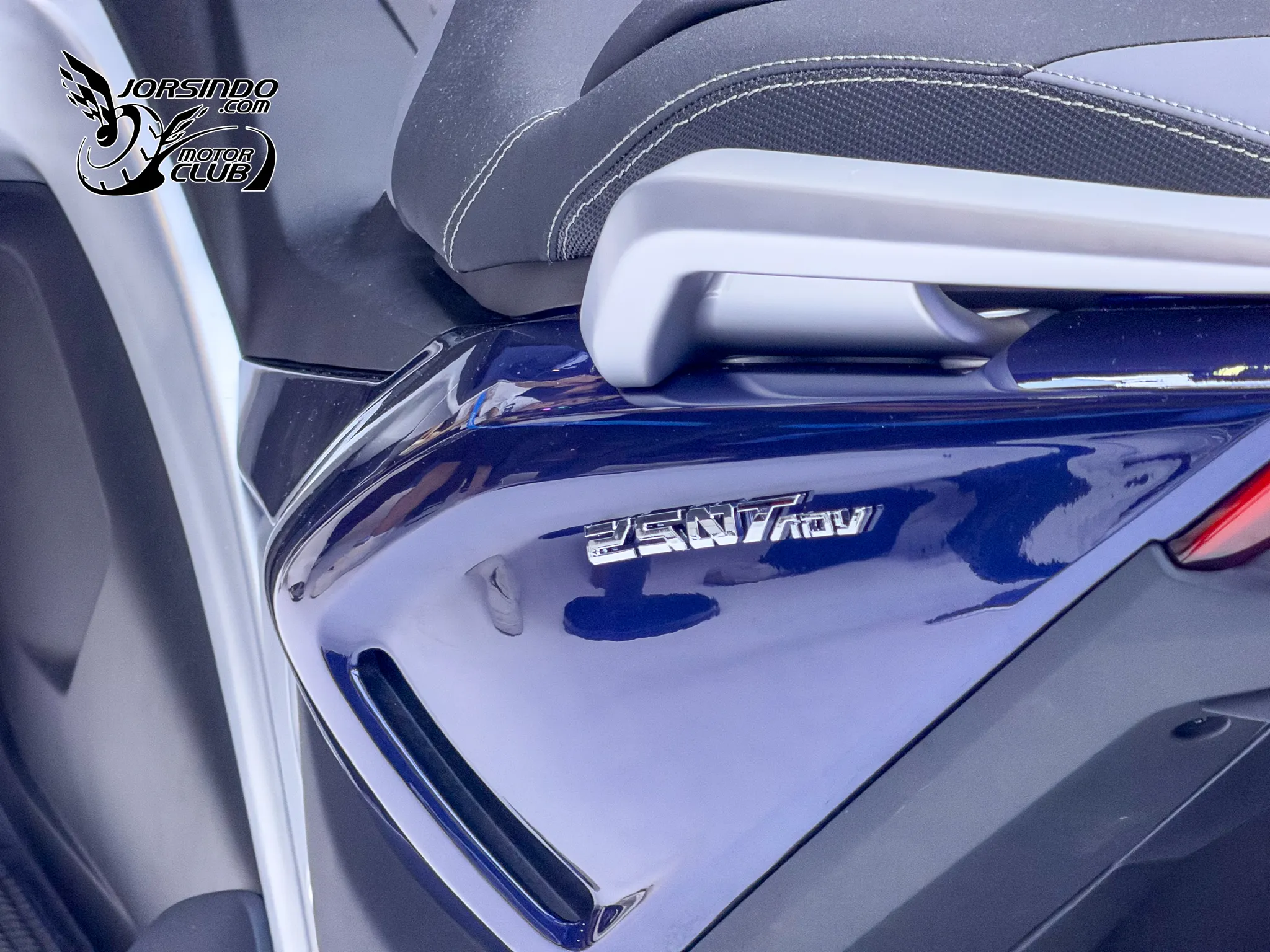 [重慶車展] ZXMOTO 張雪 250T ADV 速克達2149|小老婆汽機車資訊網