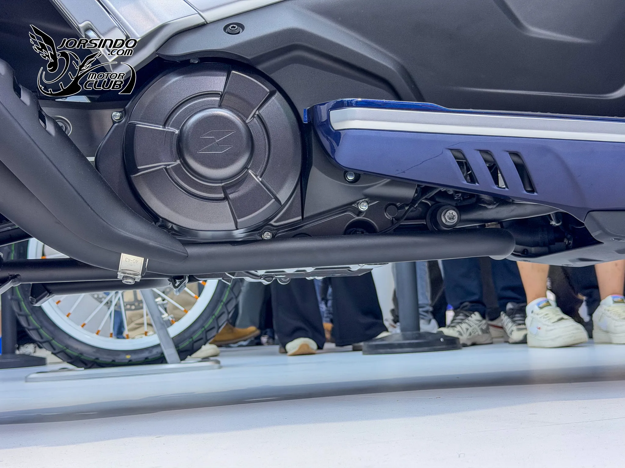 [重慶車展] ZXMOTO 張雪 250T ADV 速克達4548|小老婆汽機車資訊網