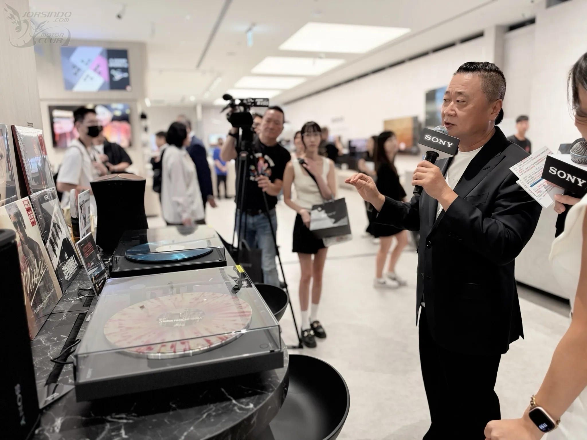 Sony 80 週年主題特展在 Sony Store 最新大巨蛋門市登場，快來逛吧！3938|Sony,Sony Store小老婆汽機車資訊網