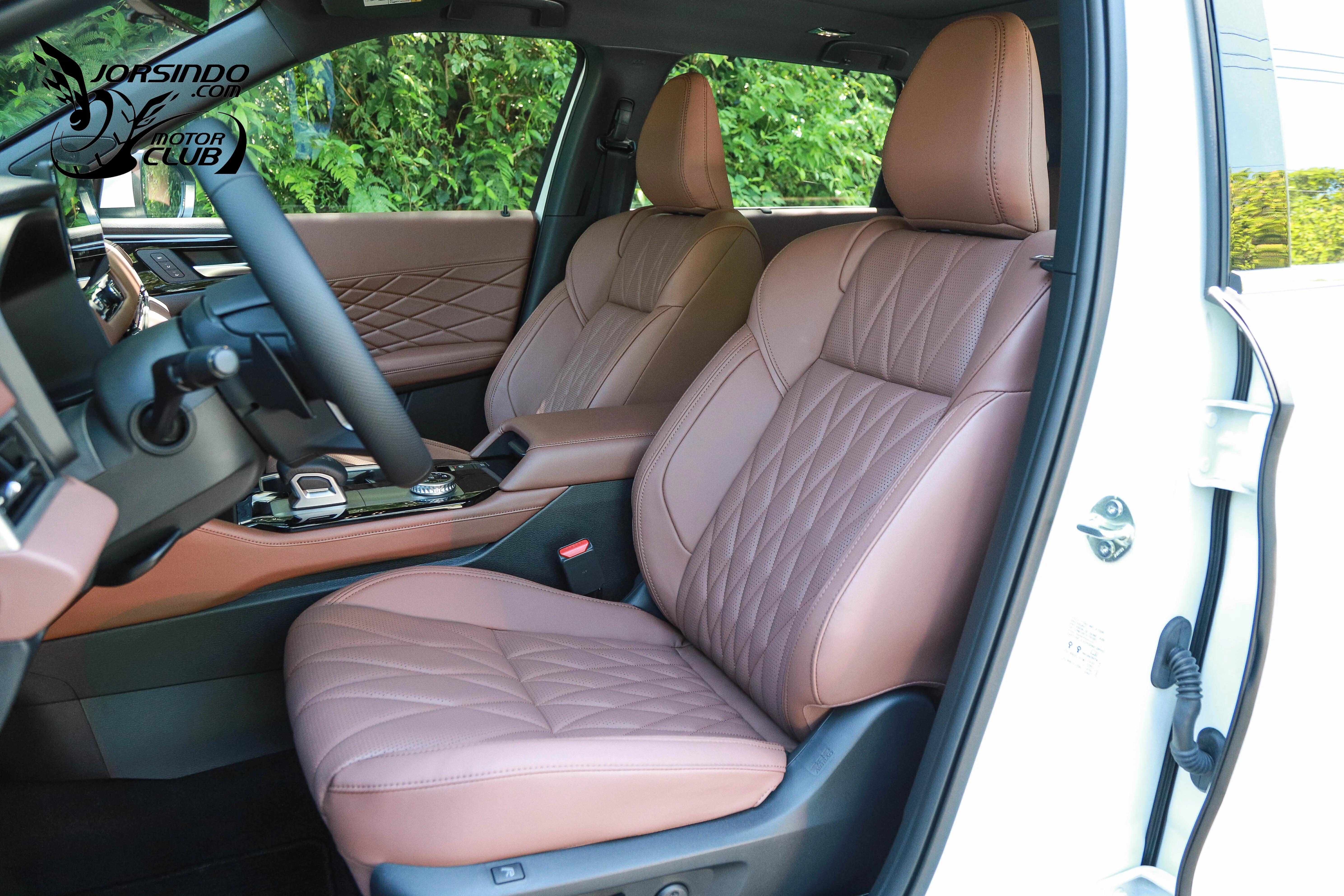 三車型，116.9萬元起！Mitsubishi新世代Outlander國內上市1944|小老婆汽機車資訊網