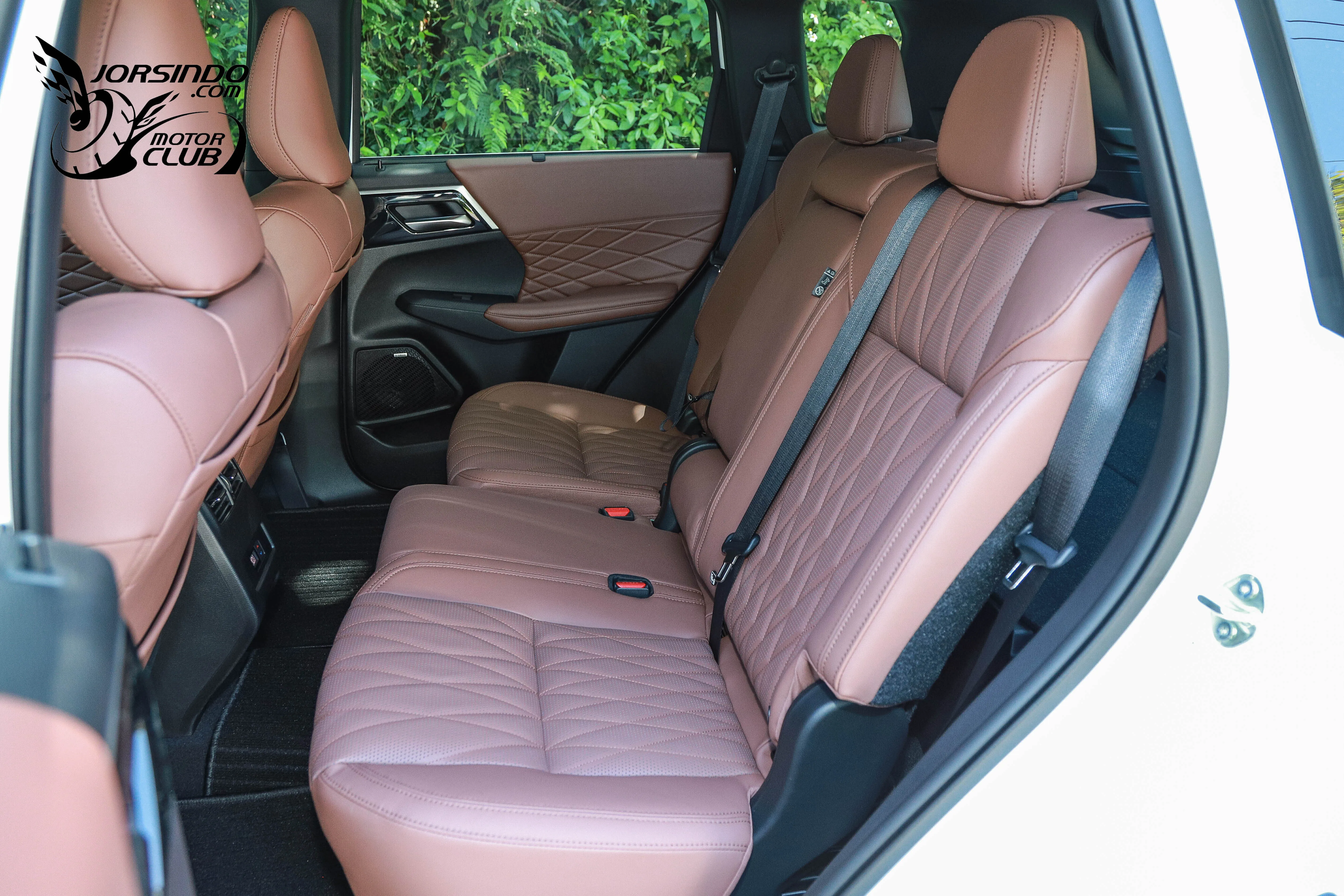 三車型，116.9萬元起！Mitsubishi新世代Outlander國內上市6816|小老婆汽機車資訊網