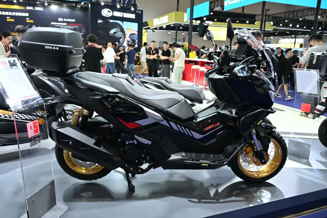 摩博会探馆｜古思特 5 款新车齐上阵，125-400排量随便选9863|小老婆汽機車資訊網