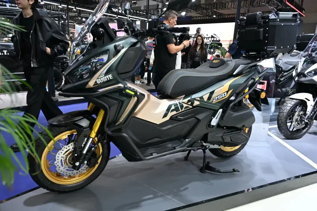 摩博会探馆｜古思特 5 款新车齐上阵，125-400排量随便选7617|小老婆汽機車資訊網
