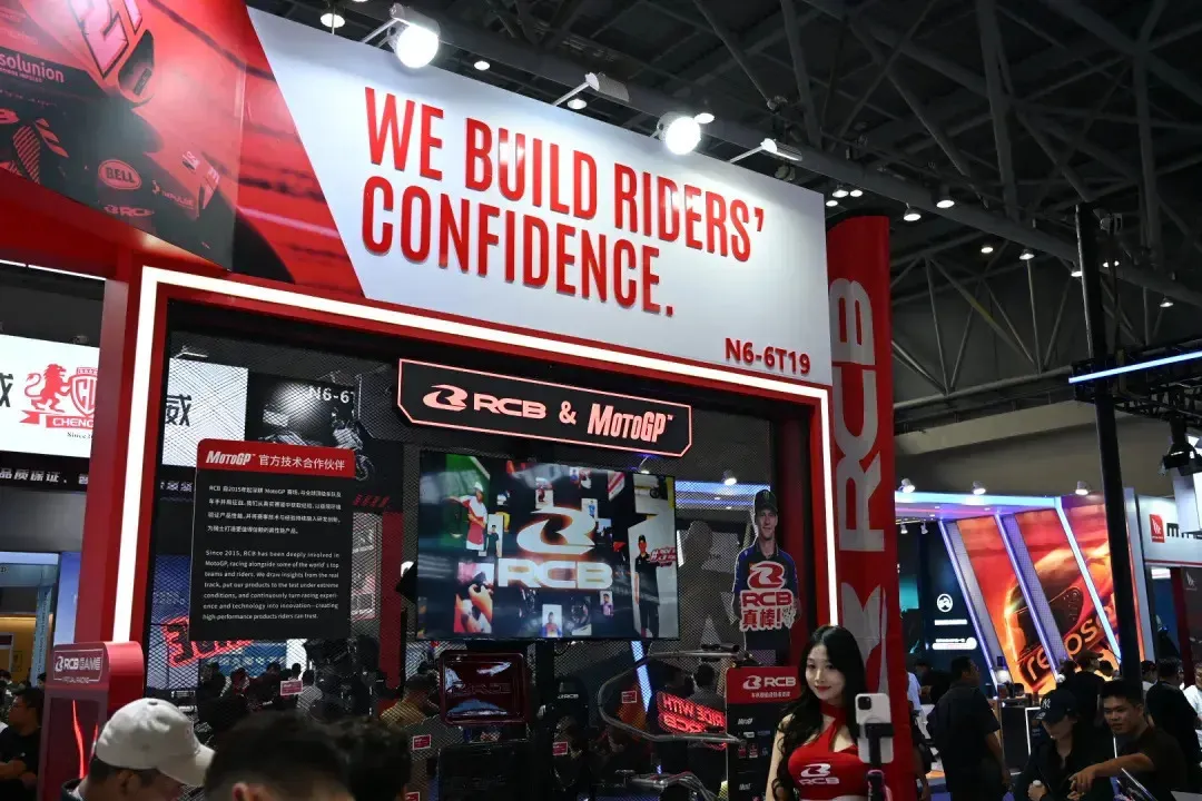 摩博会探馆｜改装专业户 RCB，“标准答案之外属于自己的答案”6838|小老婆汽機車資訊網