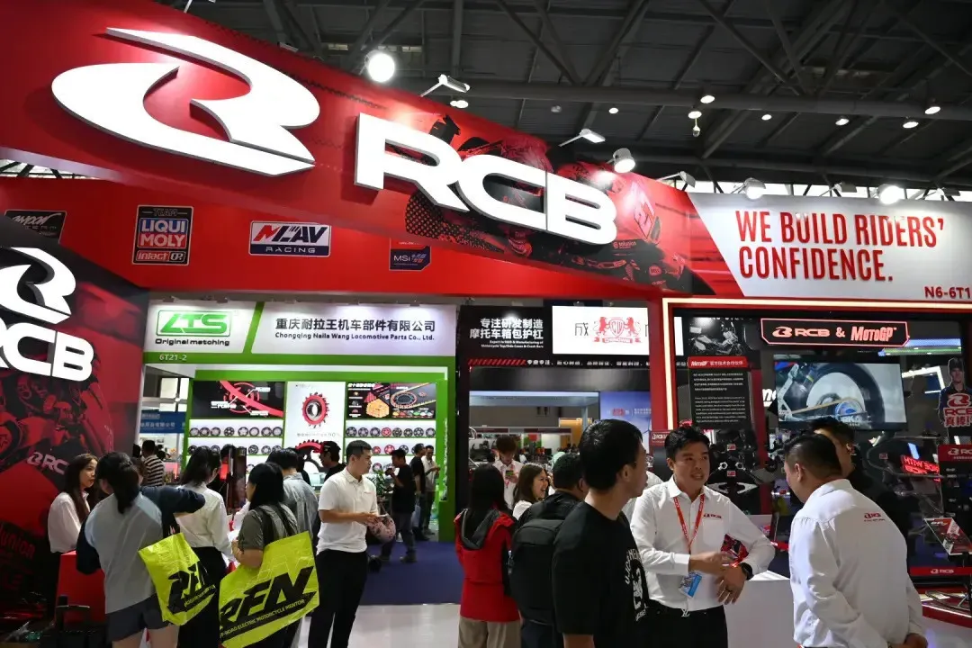 摩博会探馆｜改装专业户 RCB，“标准答案之外属于自己的答案”8686|小老婆汽機車資訊網