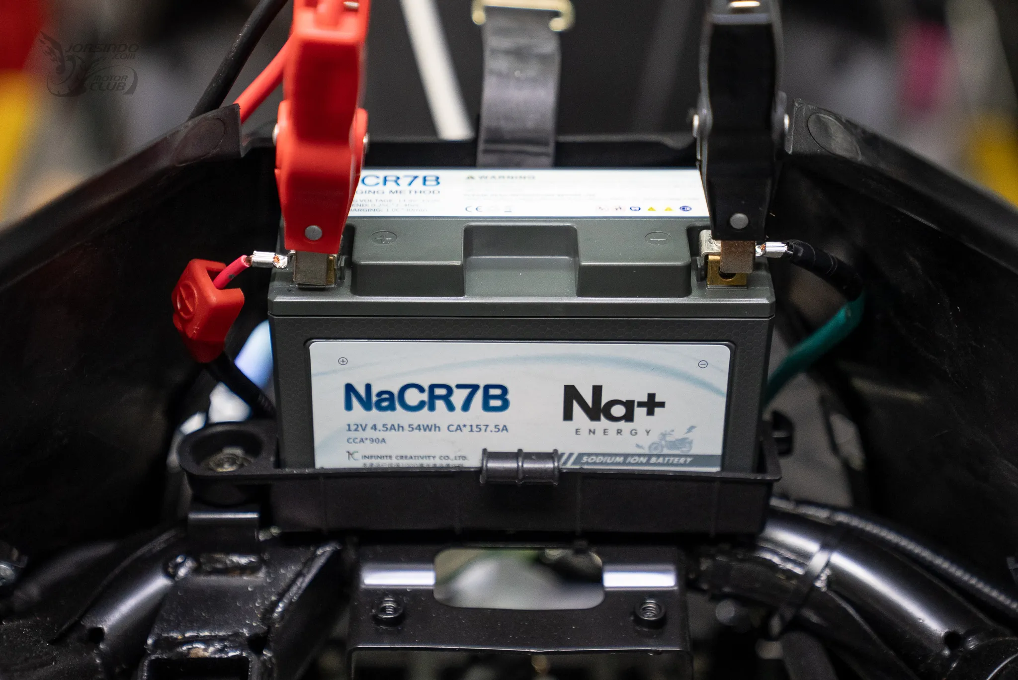 2026 機車啟動電瓶推薦｜鉛酸、鋰鐵、鈉離子對於電推與壽命影響770|小老婆汽機車資訊網