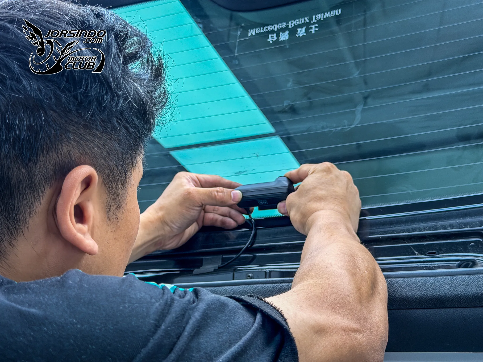 [分享] 電子後視鏡+雙4K鏡頭，Mio R890WD 汽車行車記錄器692|小老婆汽機車資訊網