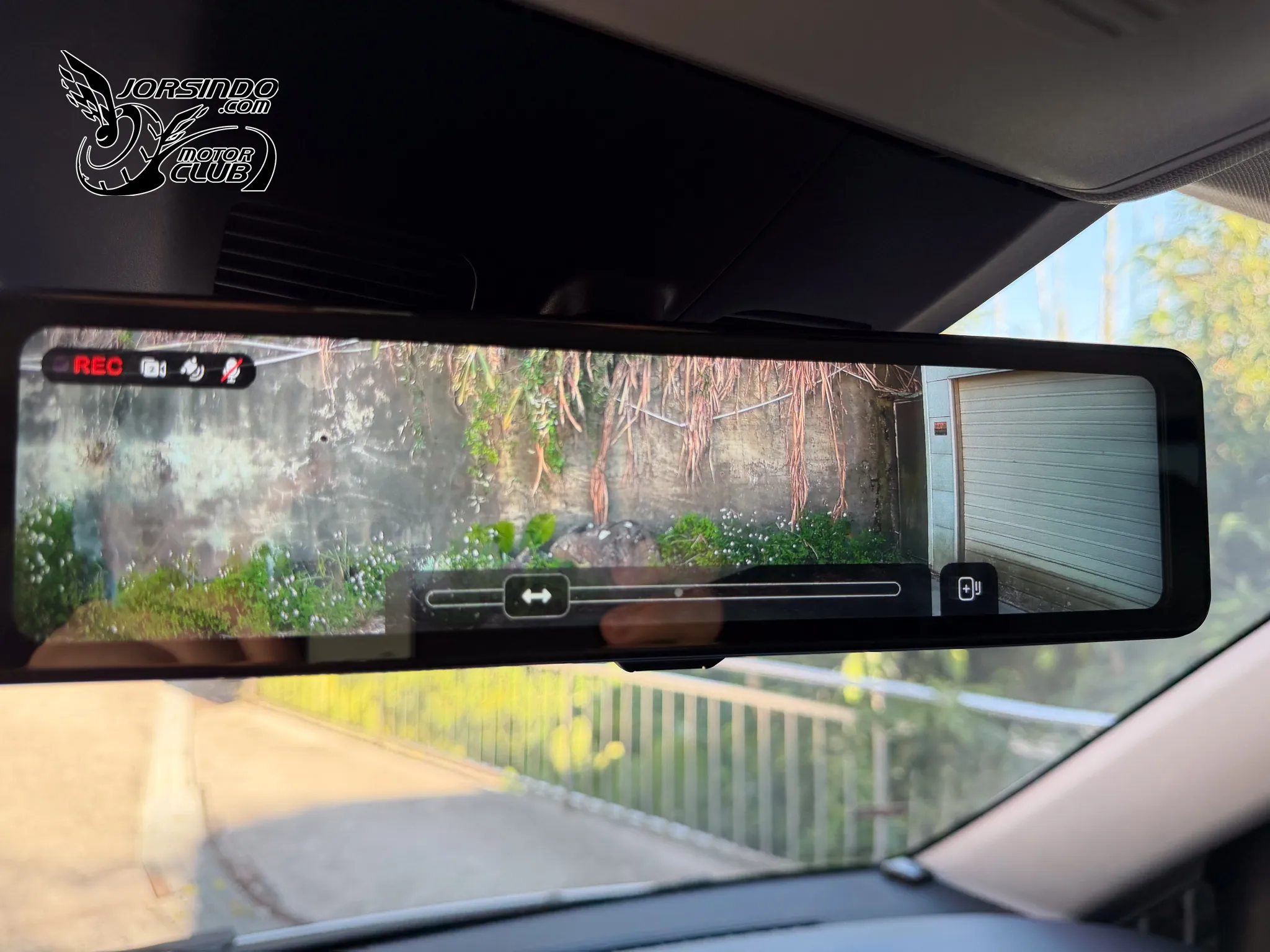[分享] 電子後視鏡+雙4K鏡頭，Mio R890WD 汽車行車記錄器6907|小老婆汽機車資訊網