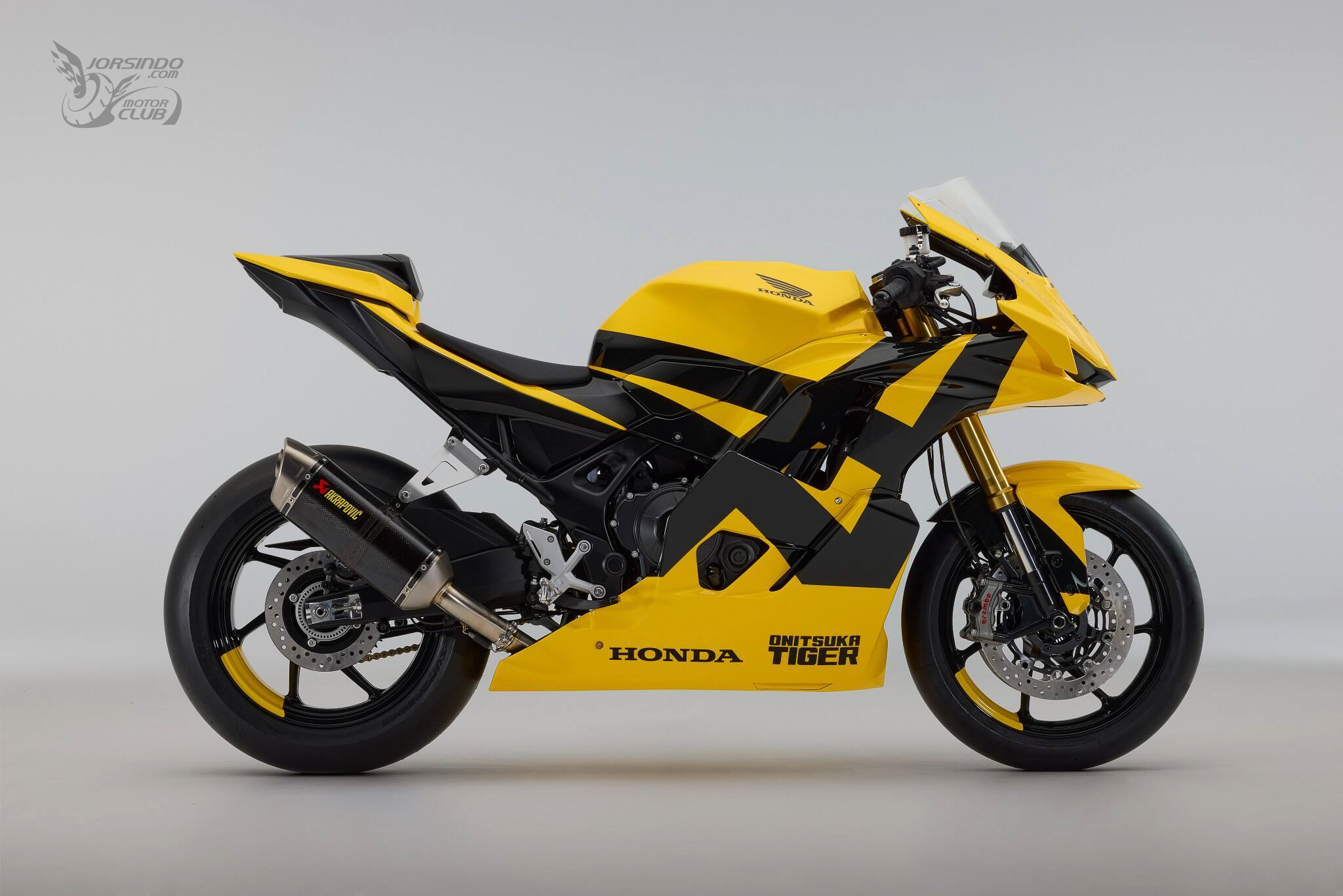HONDA CBR750R 雙缸跑車？與潮牌聯名的概念車讓你騎帥也很快3392|小老婆汽機車資訊網