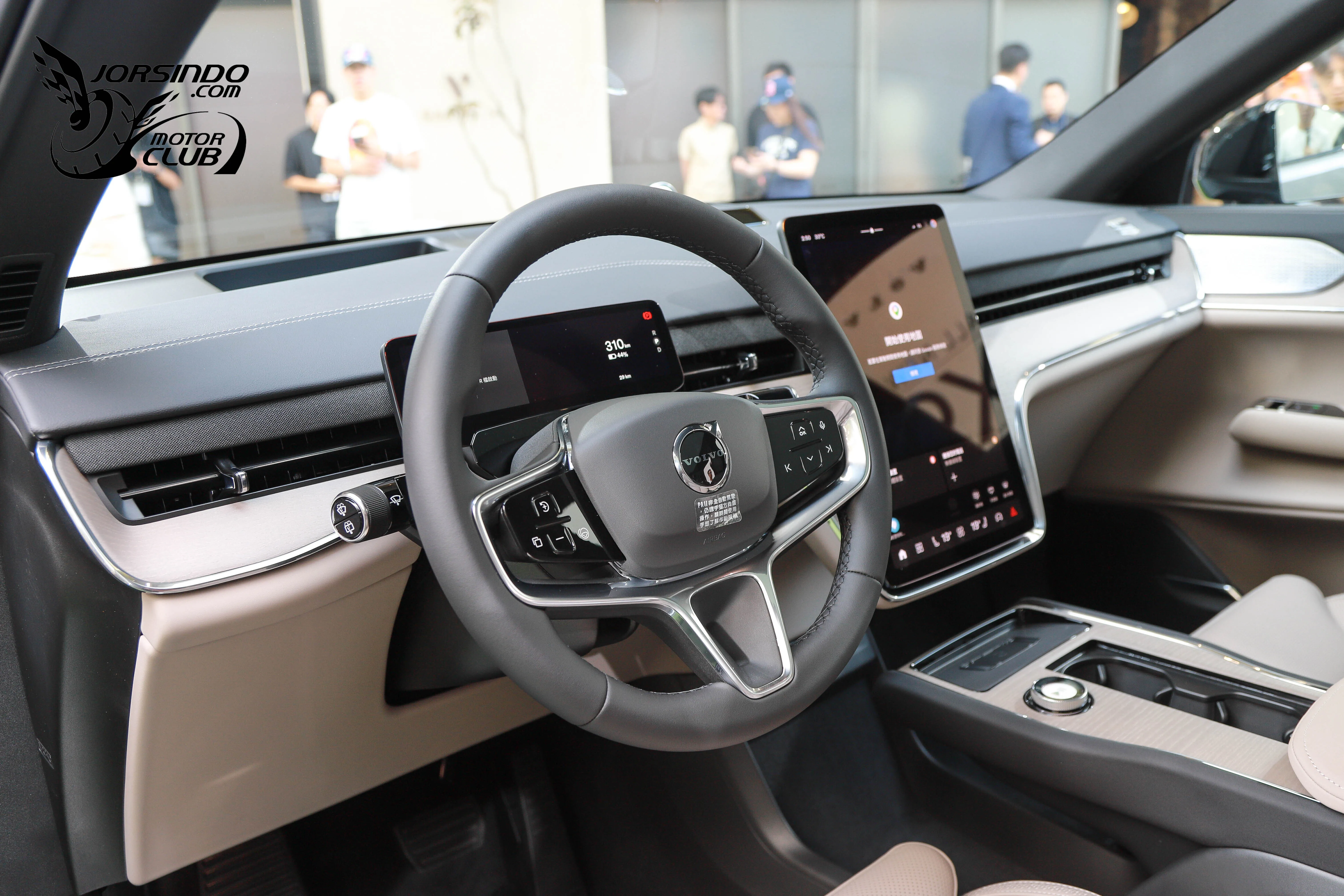 三車型，295萬元起！Volvo純電休旅旗艦EX90抵台上市4433|小老婆汽機車資訊網