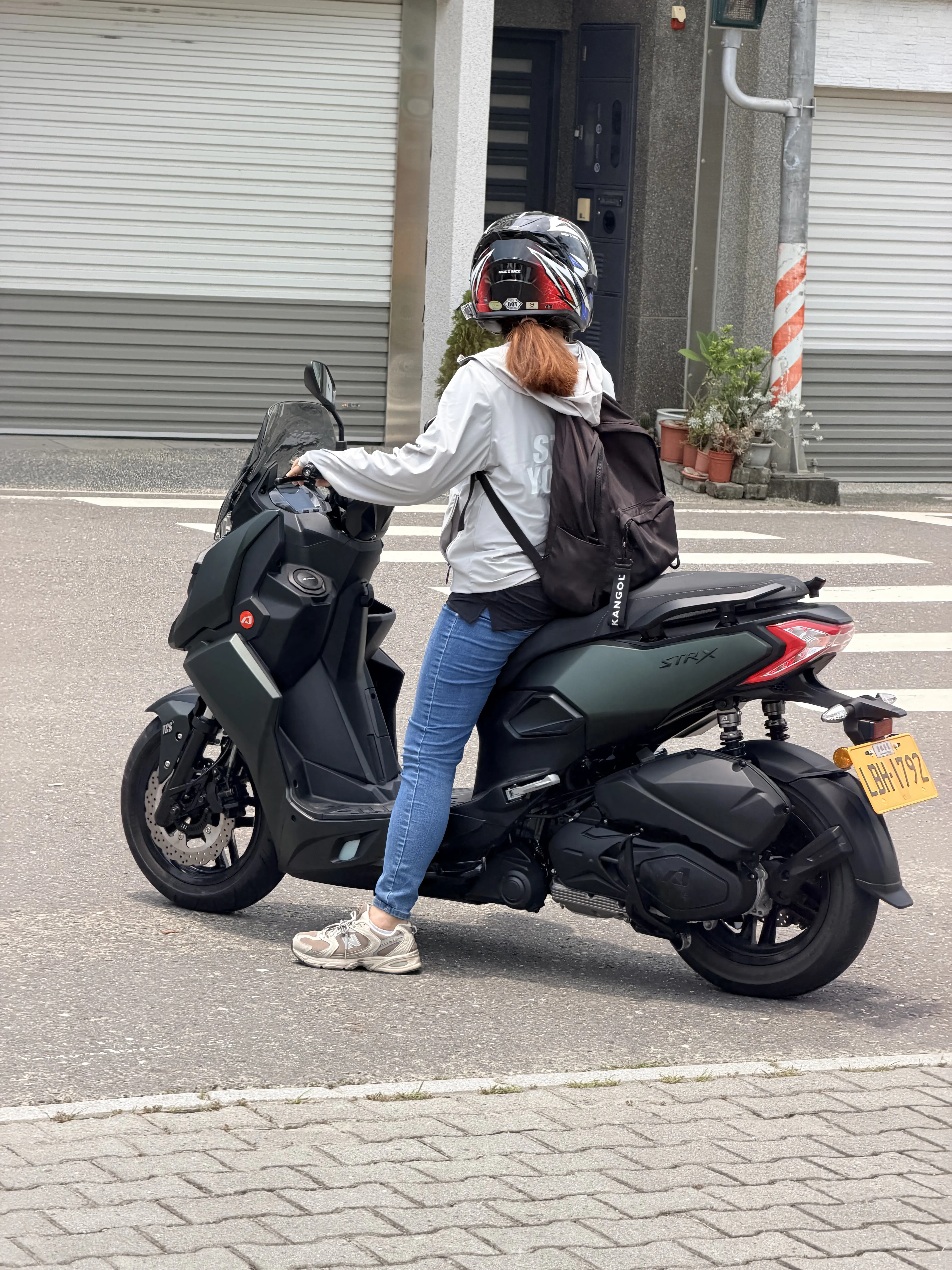 STR X 開箱兼一日半島訓車遊7093|小老婆汽機車資訊網