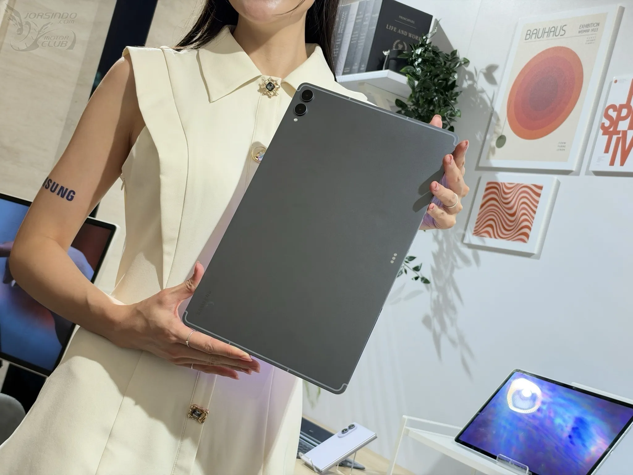 三星 Galaxy Tab S12 登台：「Ultra 級」大螢幕生產力並重的旗艦級平板2003|Galaxy Tab S12 Ultra,Galaxy Tab S12,Samsung,三星小老婆汽機車資訊網