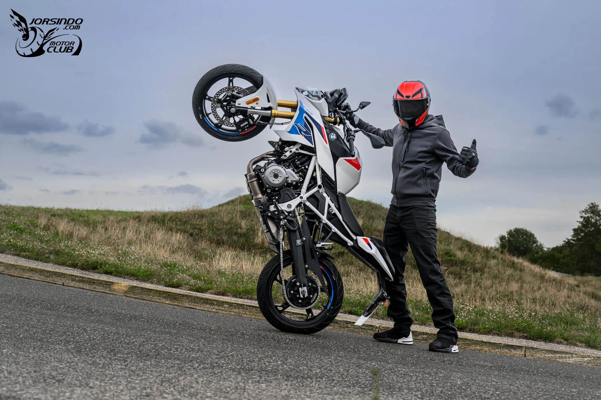 最親民的 BMW！F 450 R 新世代黃牌運動街車發表，自動離合器、48 匹295|小老婆汽機車資訊網