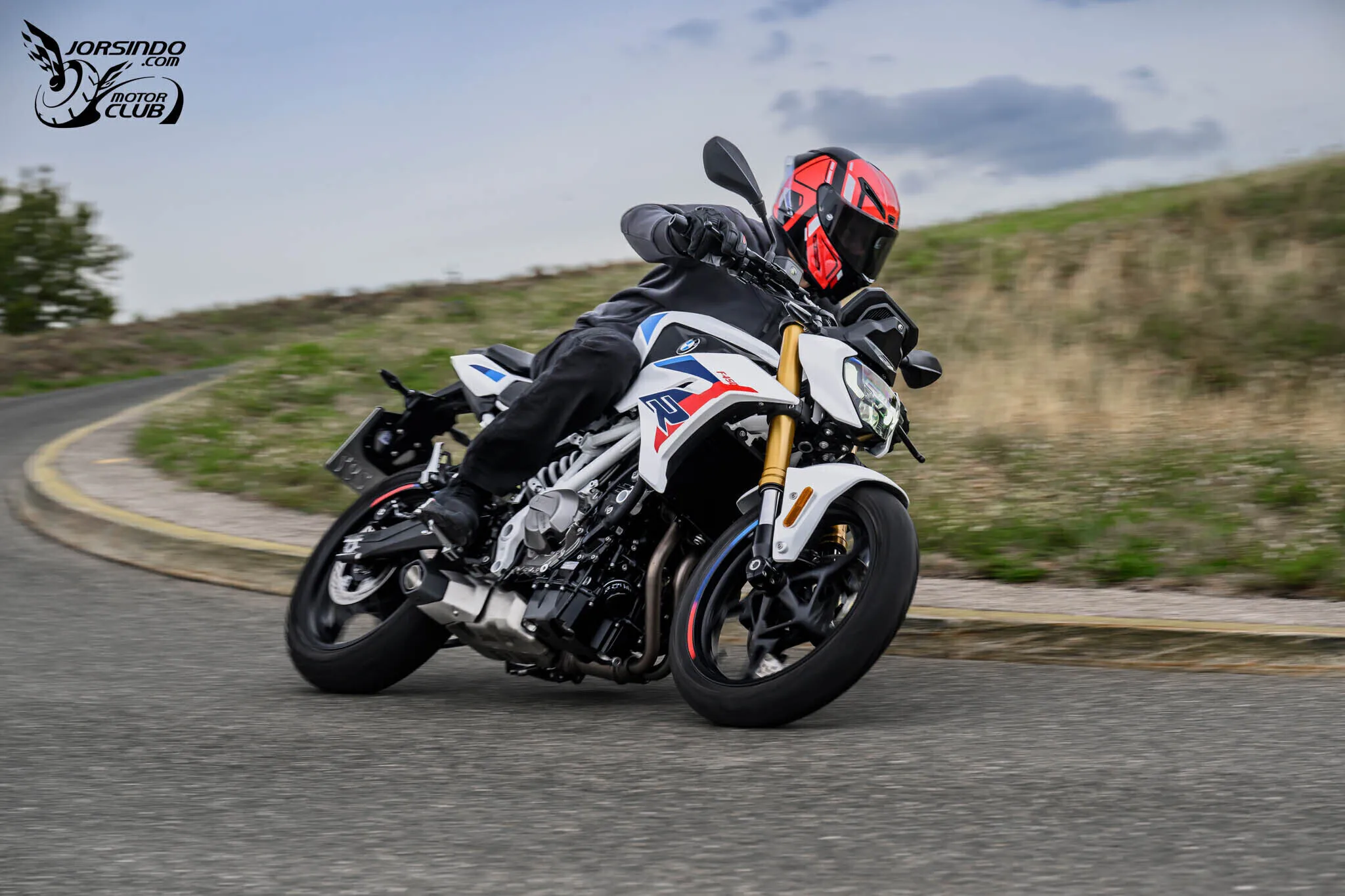 最親民的 BMW！F 450 R 新世代黃牌運動街車發表，自動離合器、48 匹5218|小老婆汽機車資訊網