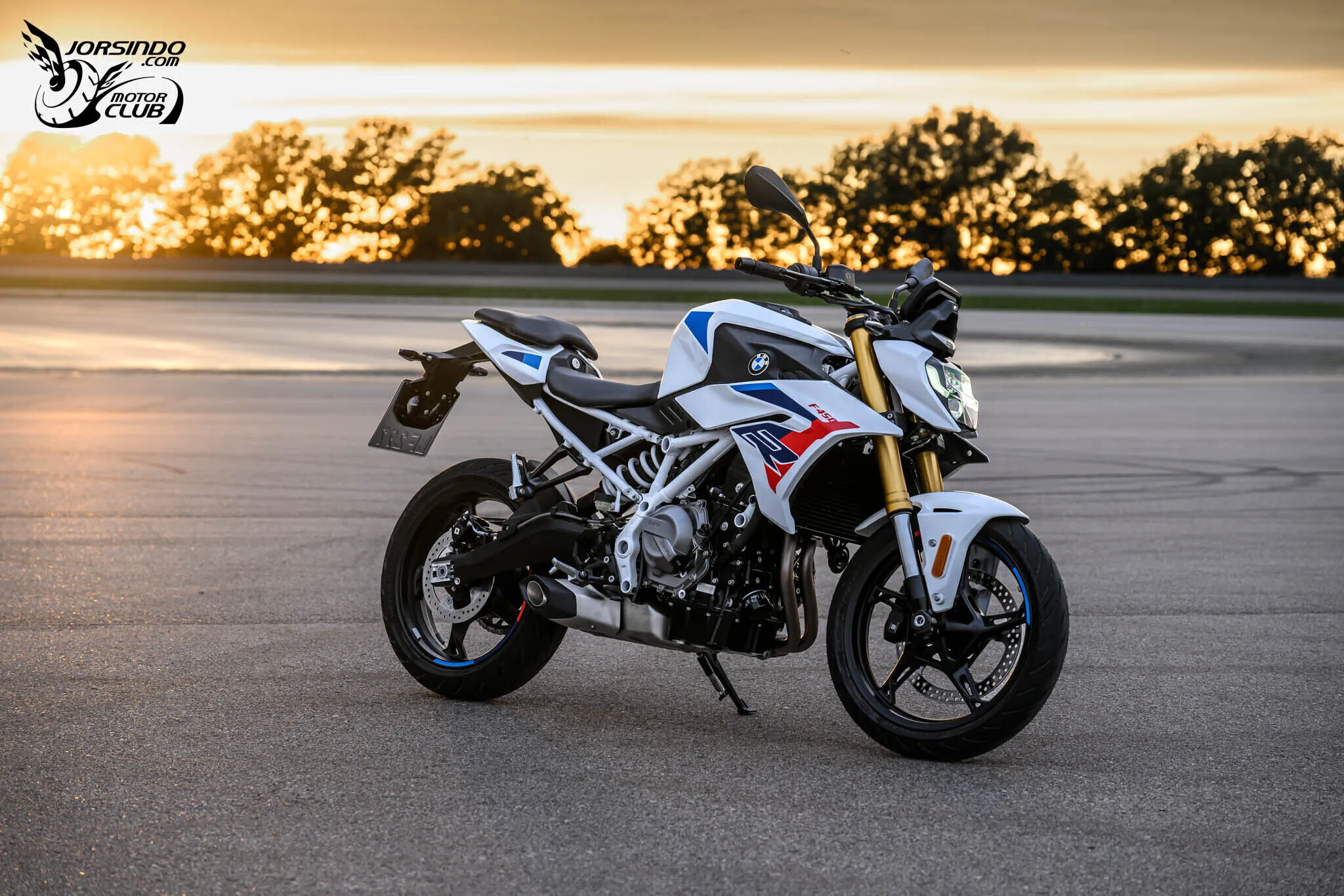 最親民的 BMW！F 450 R 新世代黃牌運動街車發表，自動離合器、48 匹9643|小老婆汽機車資訊網