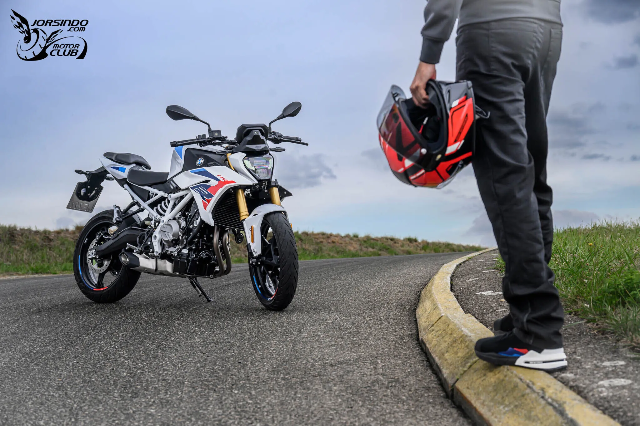 最親民的 BMW！F 450 R 新世代黃牌運動街車發表，自動離合器、48 匹7357|小老婆汽機車資訊網