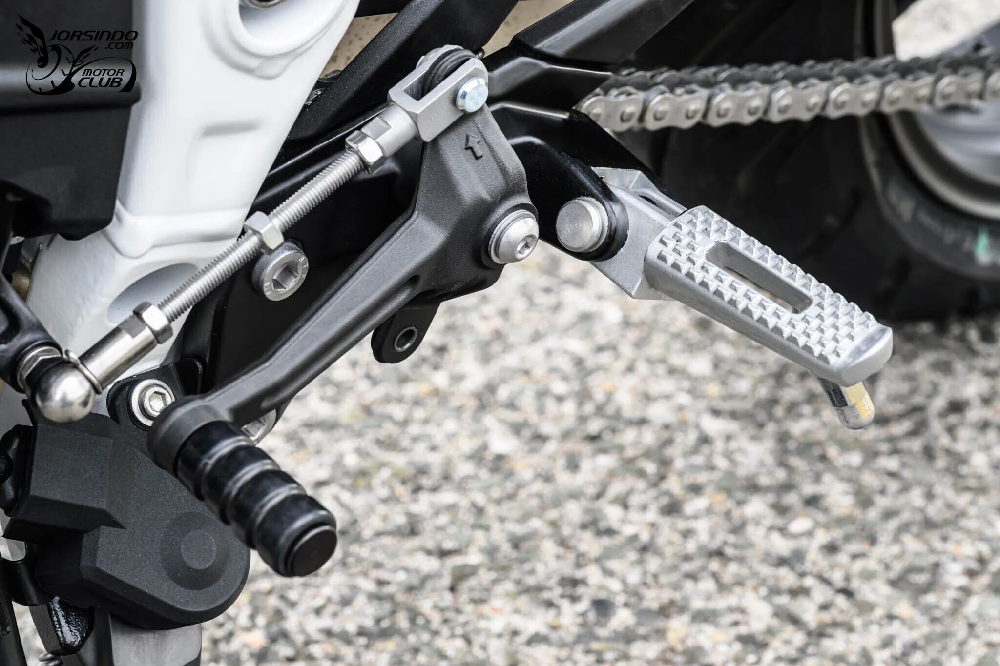 最親民的 BMW！F 450 R 新世代黃牌運動街車發表，自動離合器、48 匹5574|小老婆汽機車資訊網