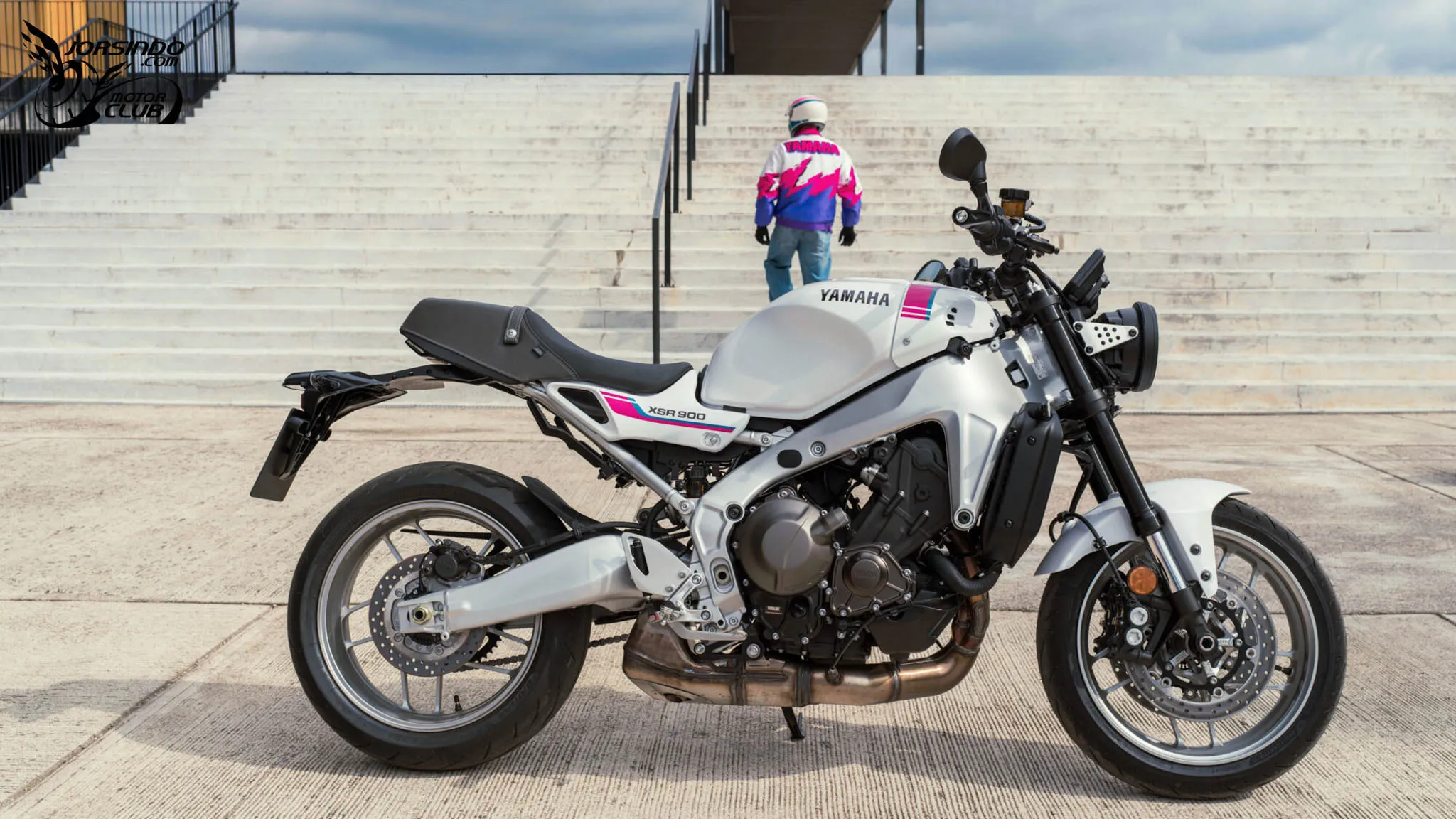 90 年代賽車魂！2027 YAMAHA XSR900 復古新色登場