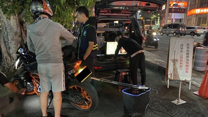 封面"[轉貼]交通部訂機車車牌角度規範！估明年7月上路、最高罰3.6萬"